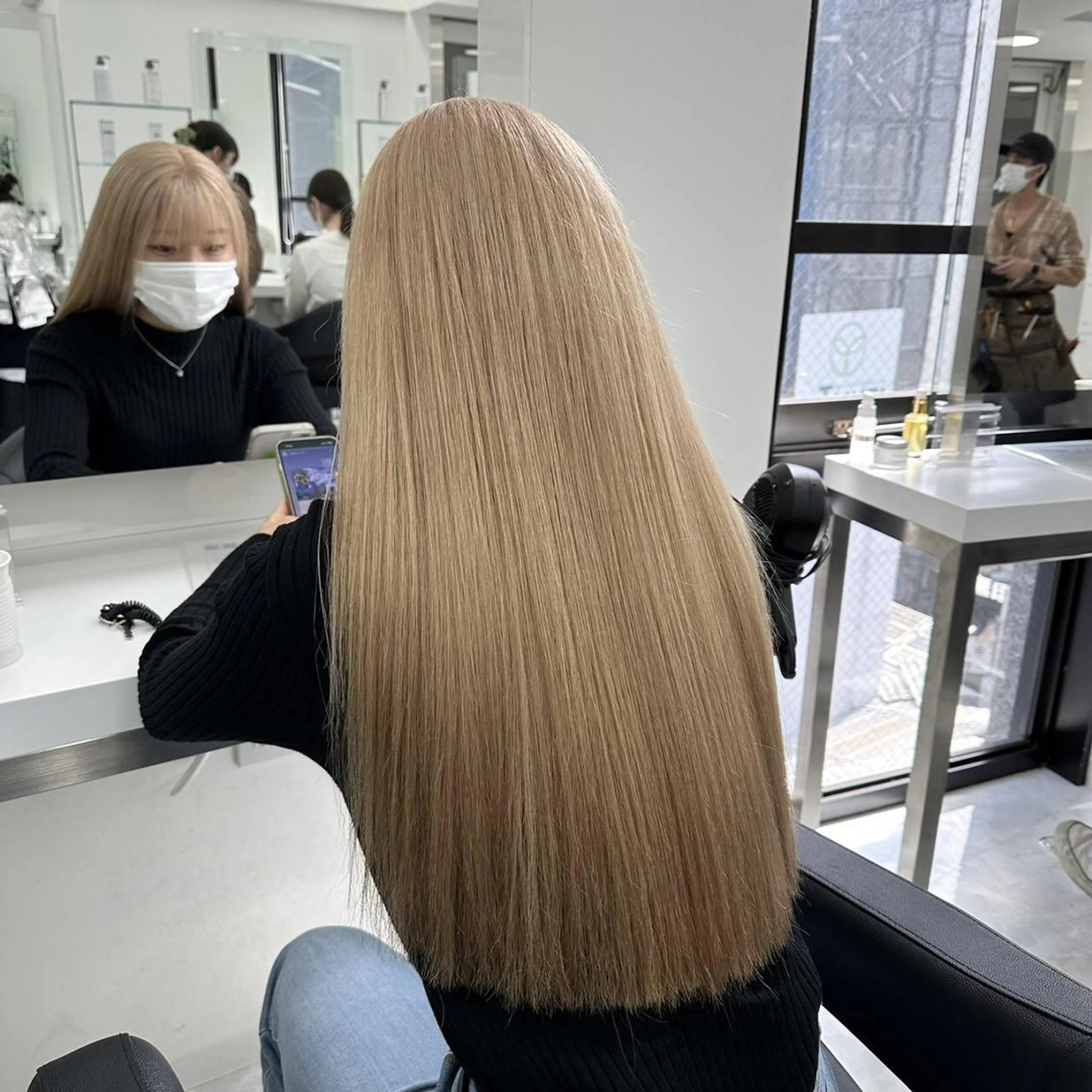 ロング カラー カット ヘアカラー トリートメント ヘッドスパ ヘアセット 🤍ベージュ×艶髪 🤍Ryuta🤍のヘアスタイル