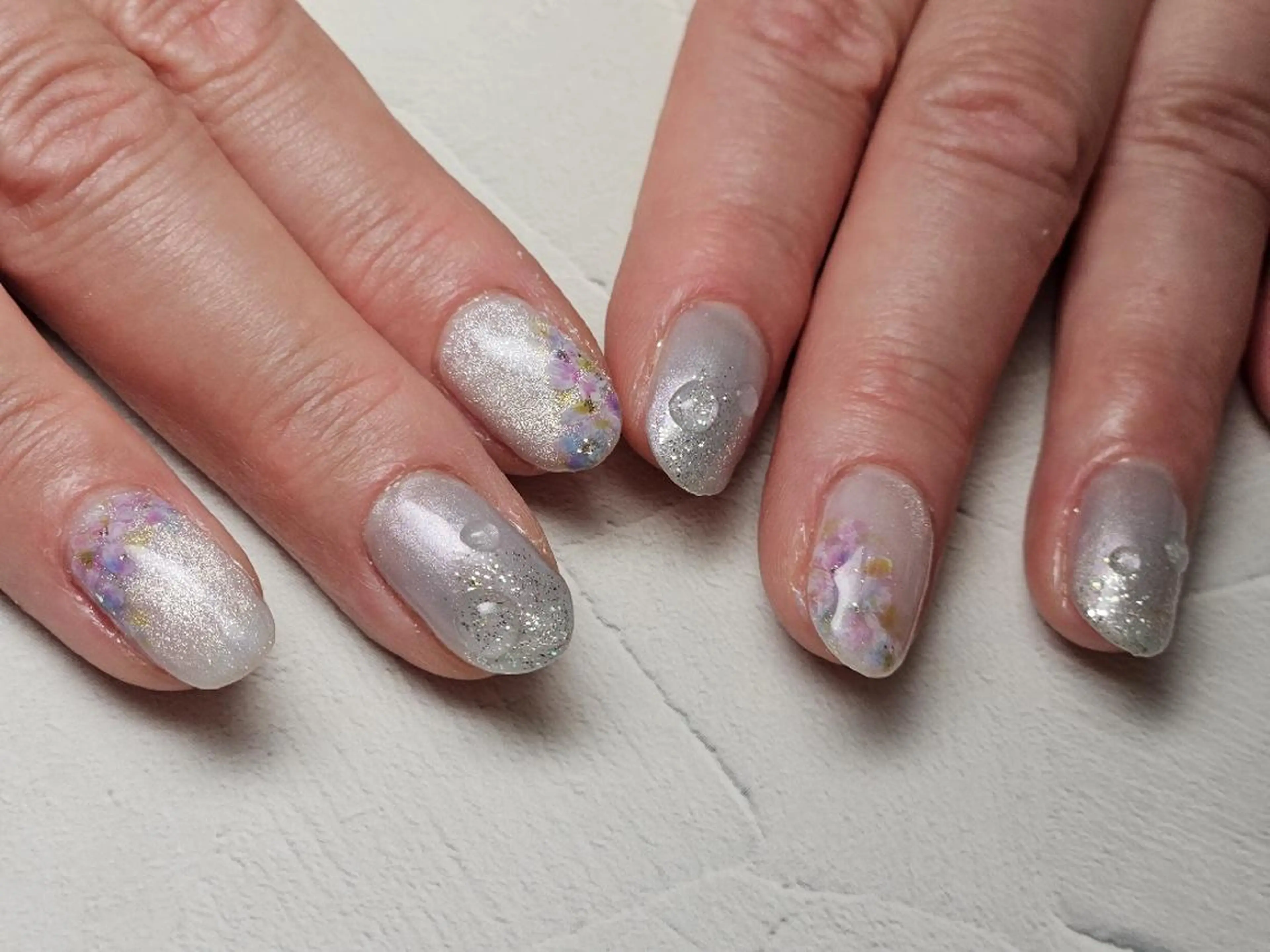 ネイル ラヴィアン ローズのネイルデザイン