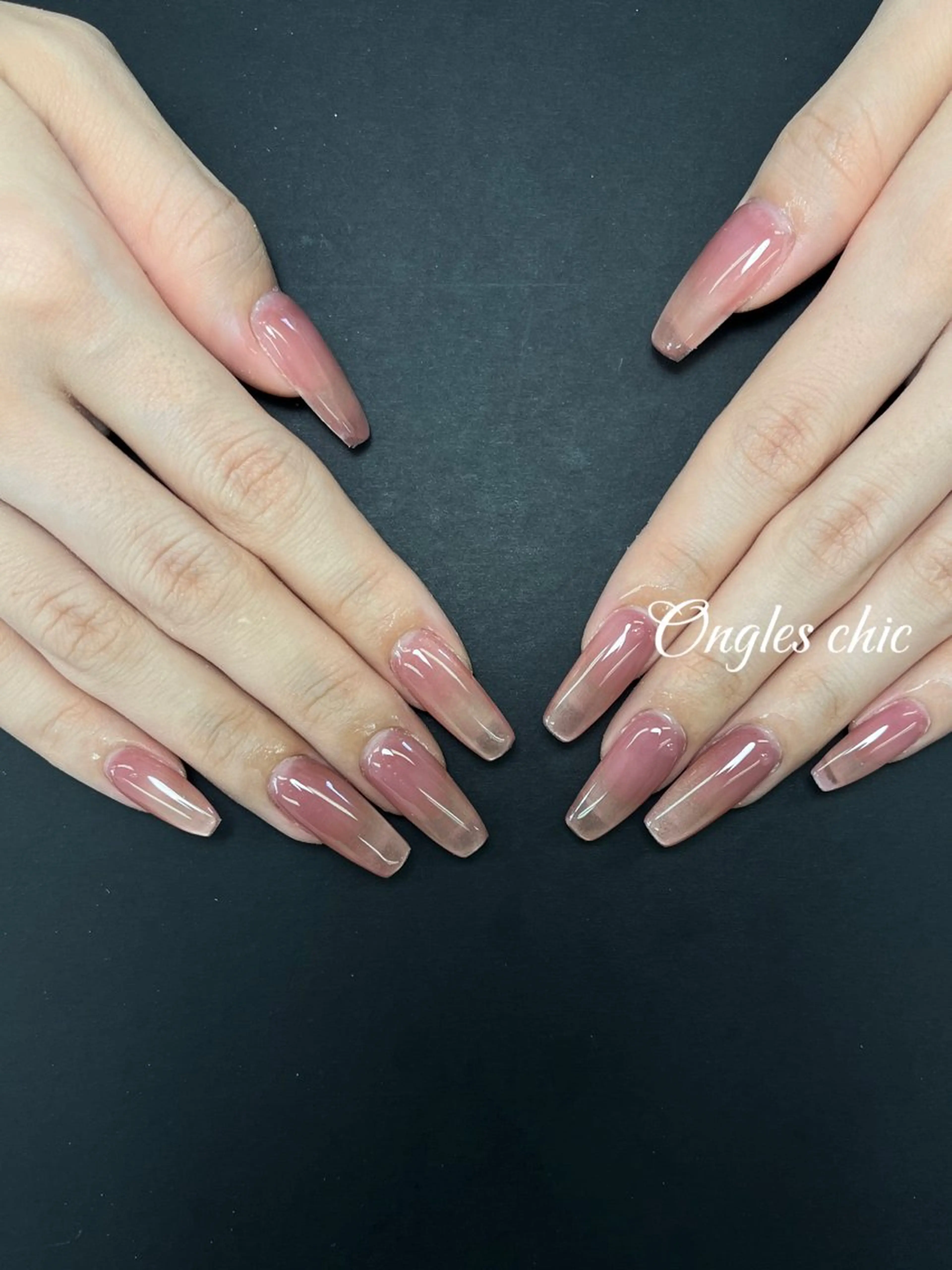 ネイル ハンドネイル ハンドケア ongles chicのネイルデザイン
