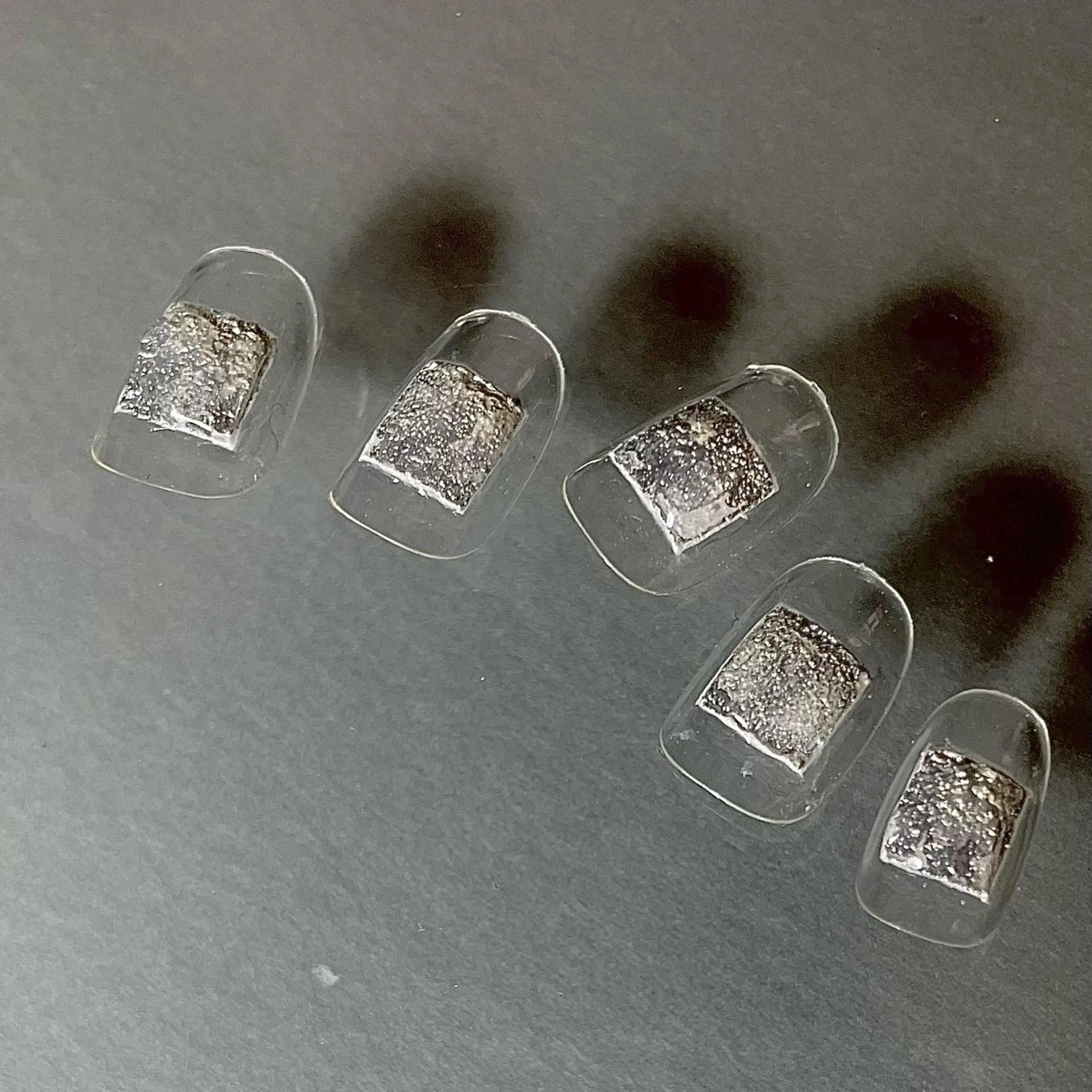 ネイル アートネイル ワンカラーネイル シルバー ハンドネイル A85G ayakoのネイルデザイン