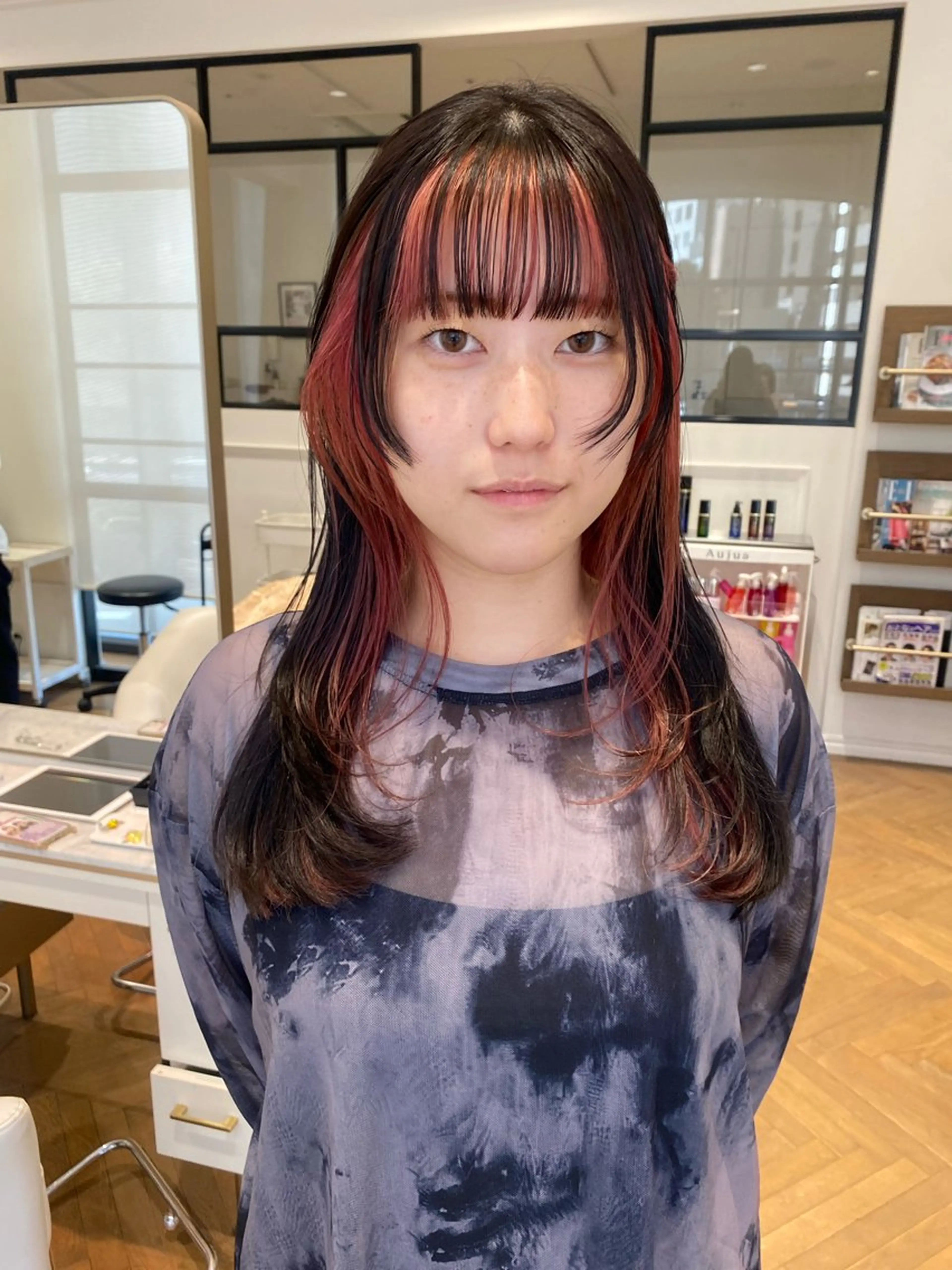 ロング カラー ミストバング  フェイスフレーミング インナーカラー レイヤーカット 増井 彩乃のヘアスタイル
