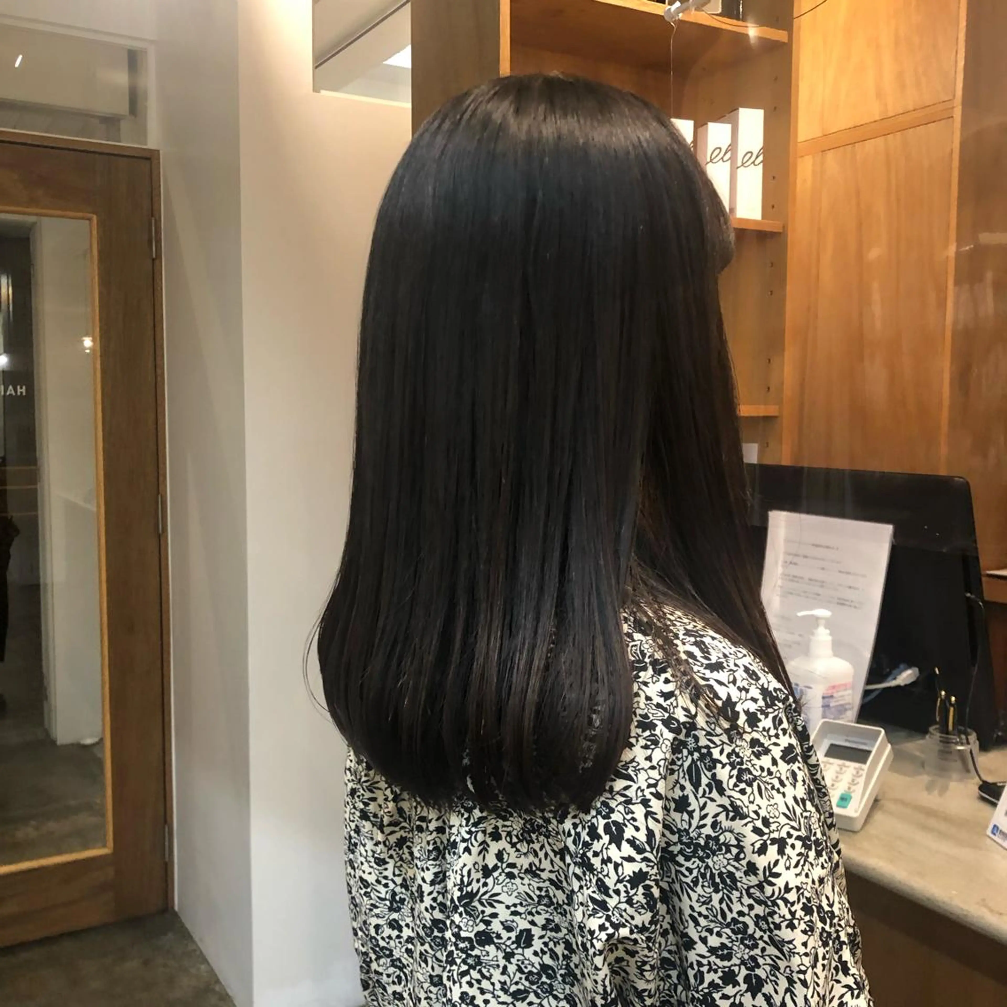 ミディアム KOCHAB所属・KOCHAB 中村穂風のヘアスタイル