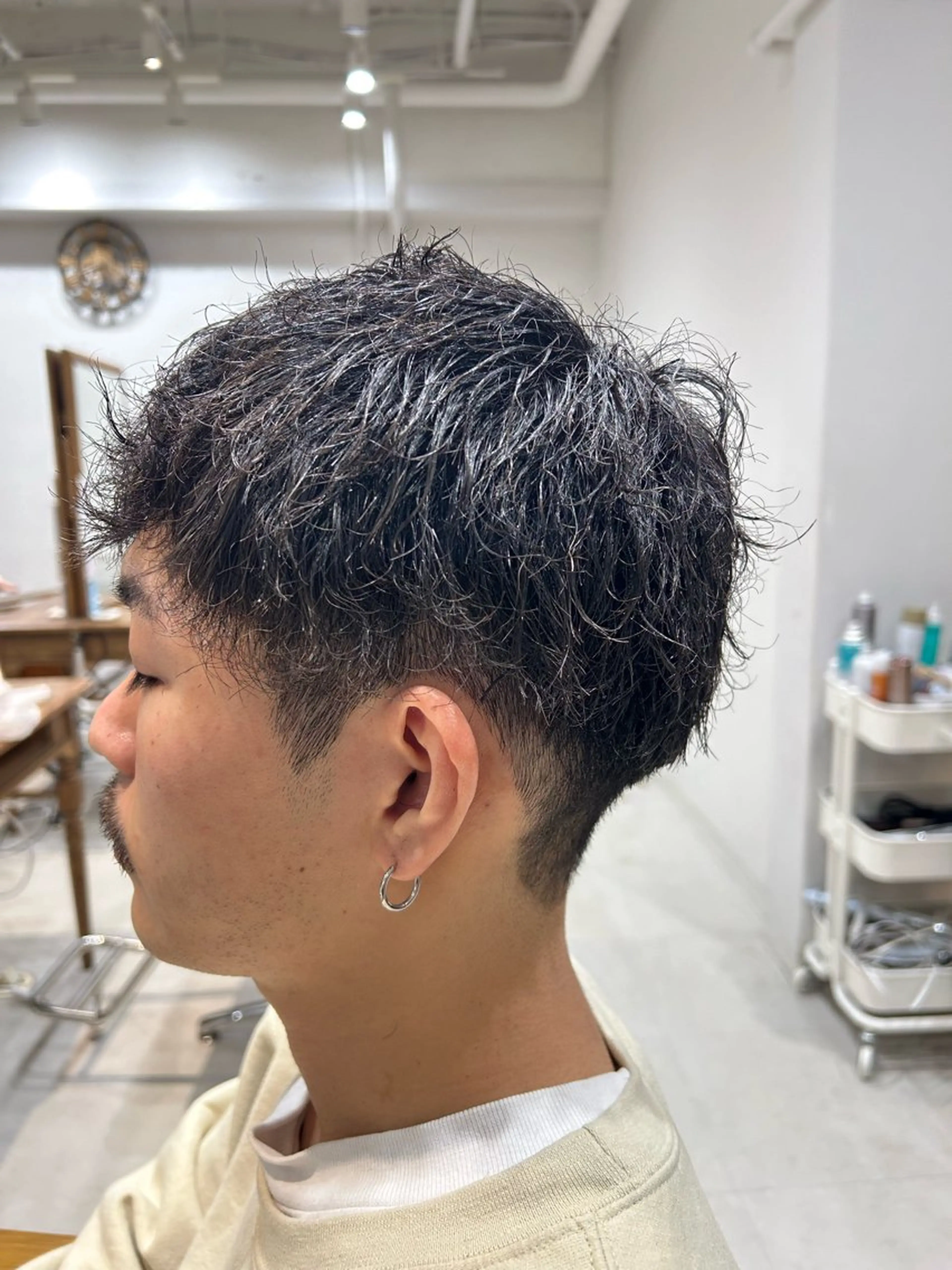 ショート パーマ メンズ カット パーマ 山﨑 燦人のヘアスタイル