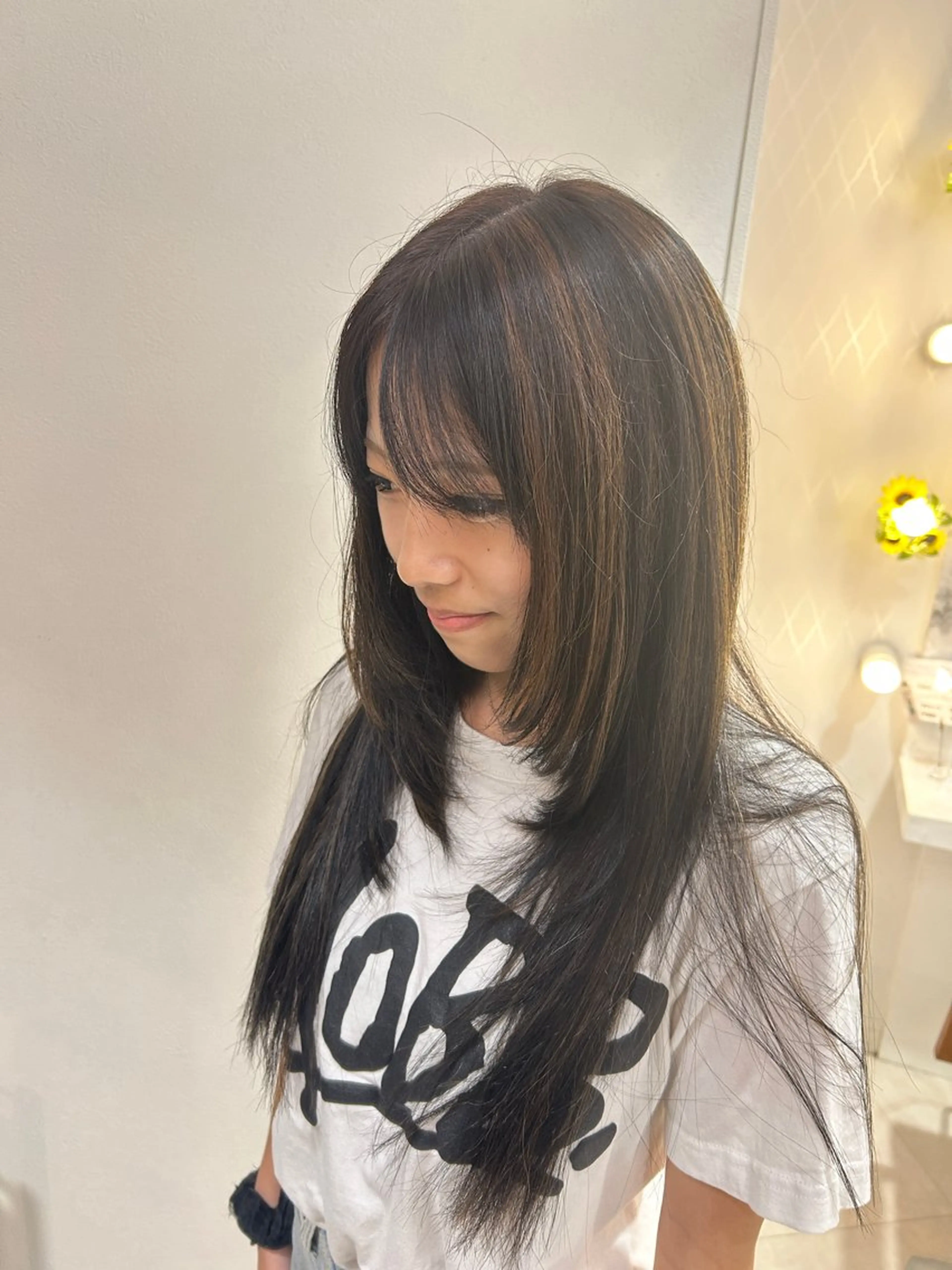 ロング カラー ハイライトカラー 顔周りカット ハイライト レイヤーカット ヘアカラー Yuu/髪質改善 デザインカラーのヘアスタイル