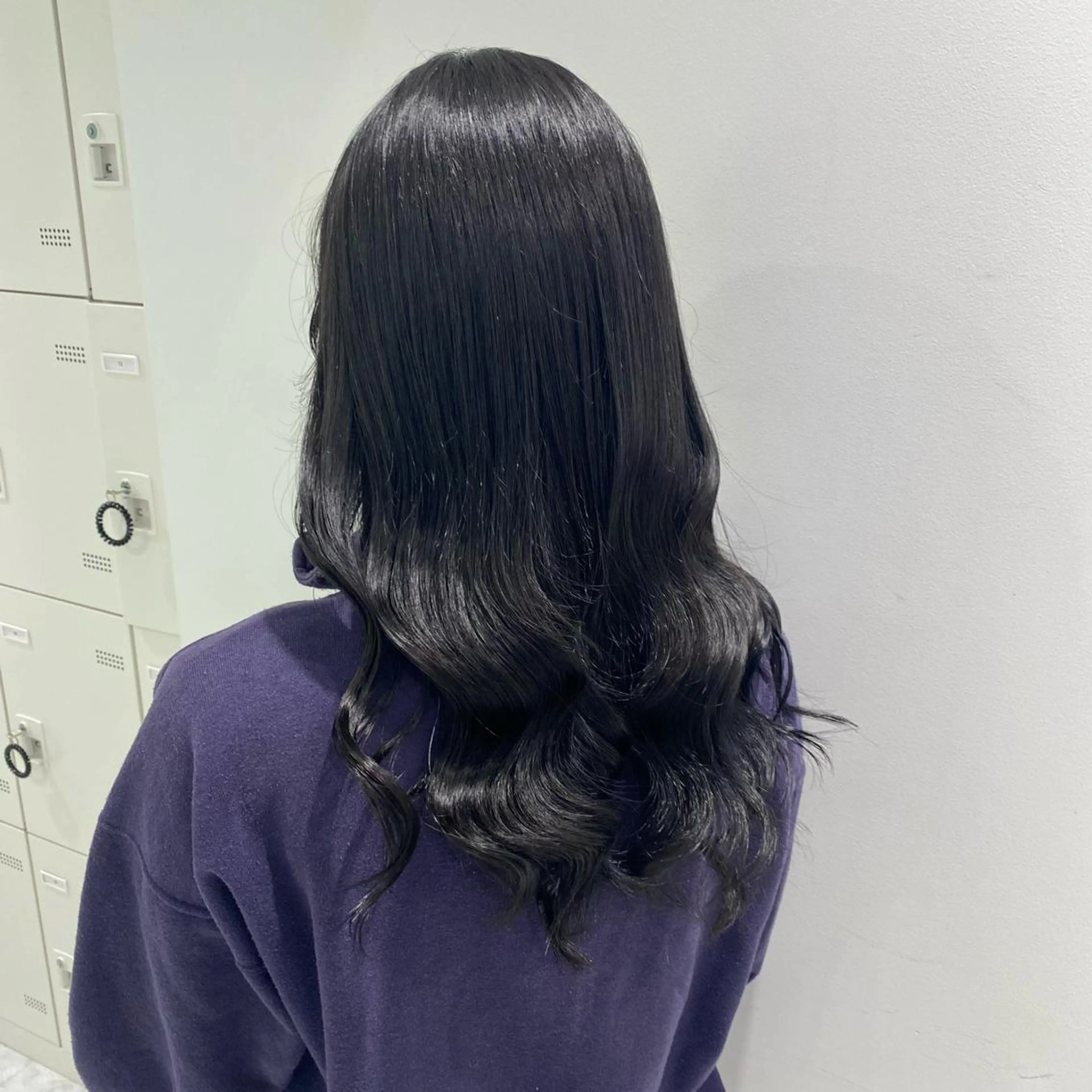 セミロング カラー パーマ ヘアアレンジ メンズ キッズ ネイル マツエク・マツパ 黒髪 ブルーカラー ブルーブラック ブルー Lumo所属・💖横浜ブリーチなし 💖MIHOのヘアスタイル