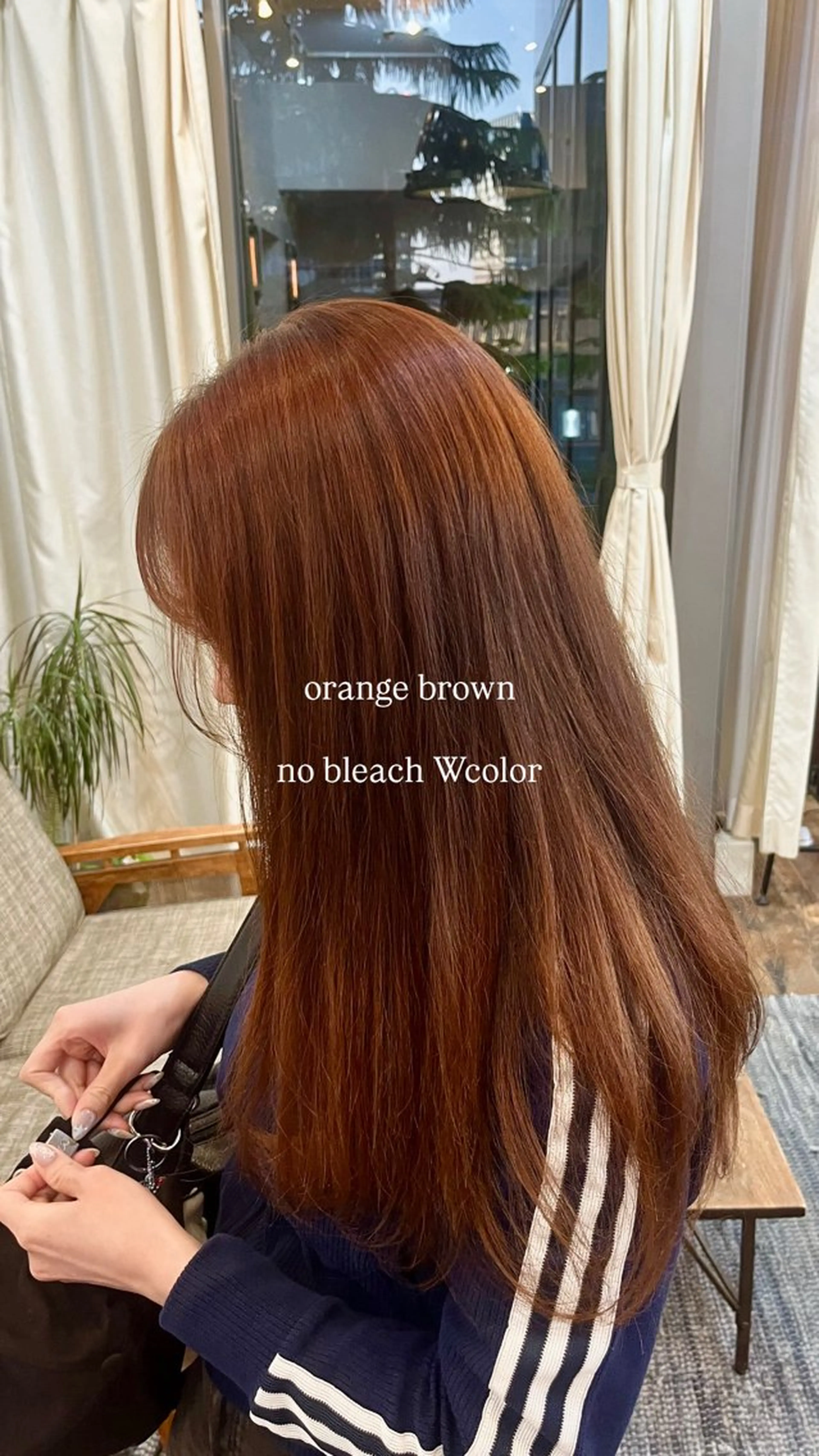 カラー ブリーチ ブラウンカラー ダブルカラー ブリーチなしカラー オレンジ Belle Ginza並木通り所属・ゆるふわパーマ／ 透けカラー／秋葉香乃のヘアスタイル