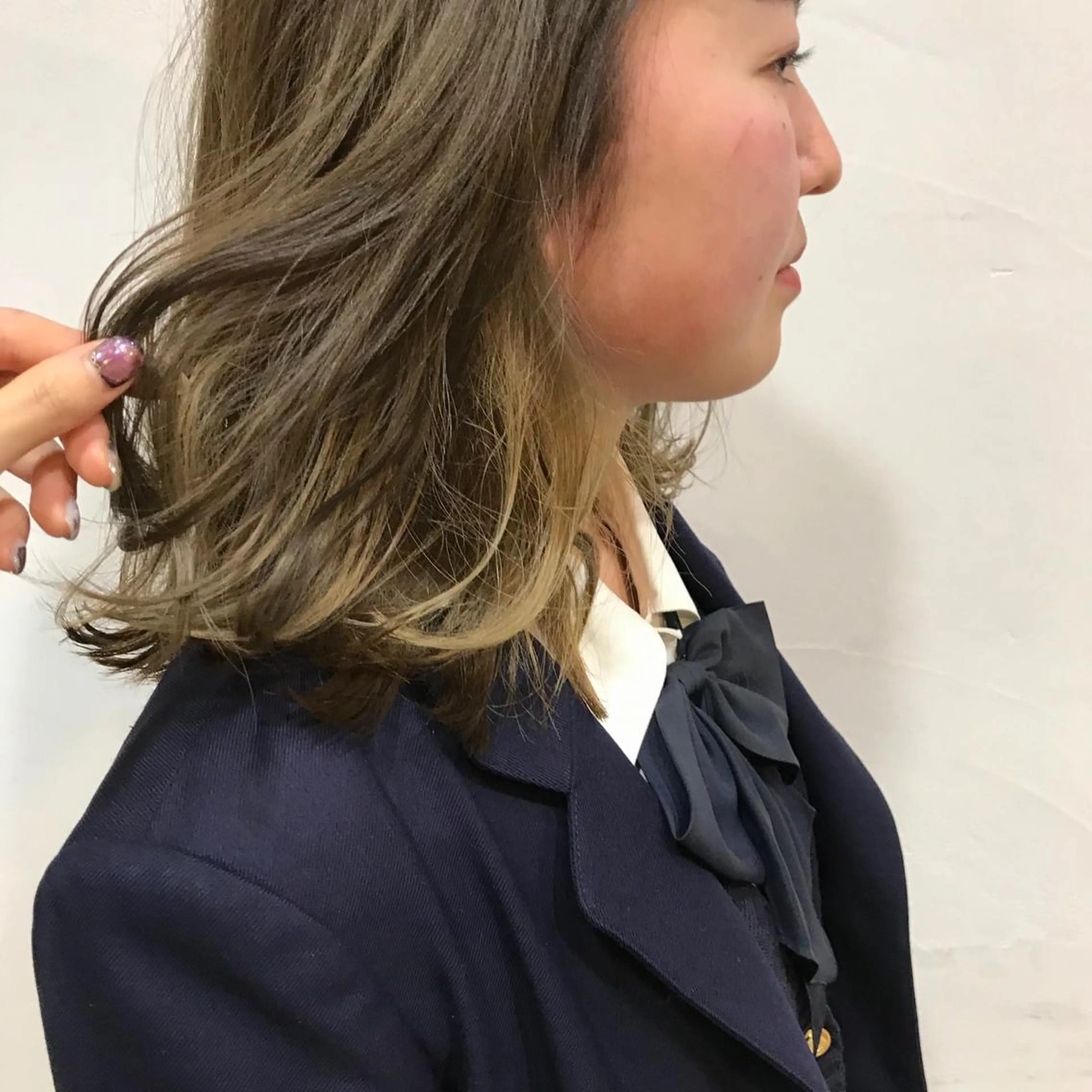 ミディアム カラー botan KOZUEのヘアスタイル