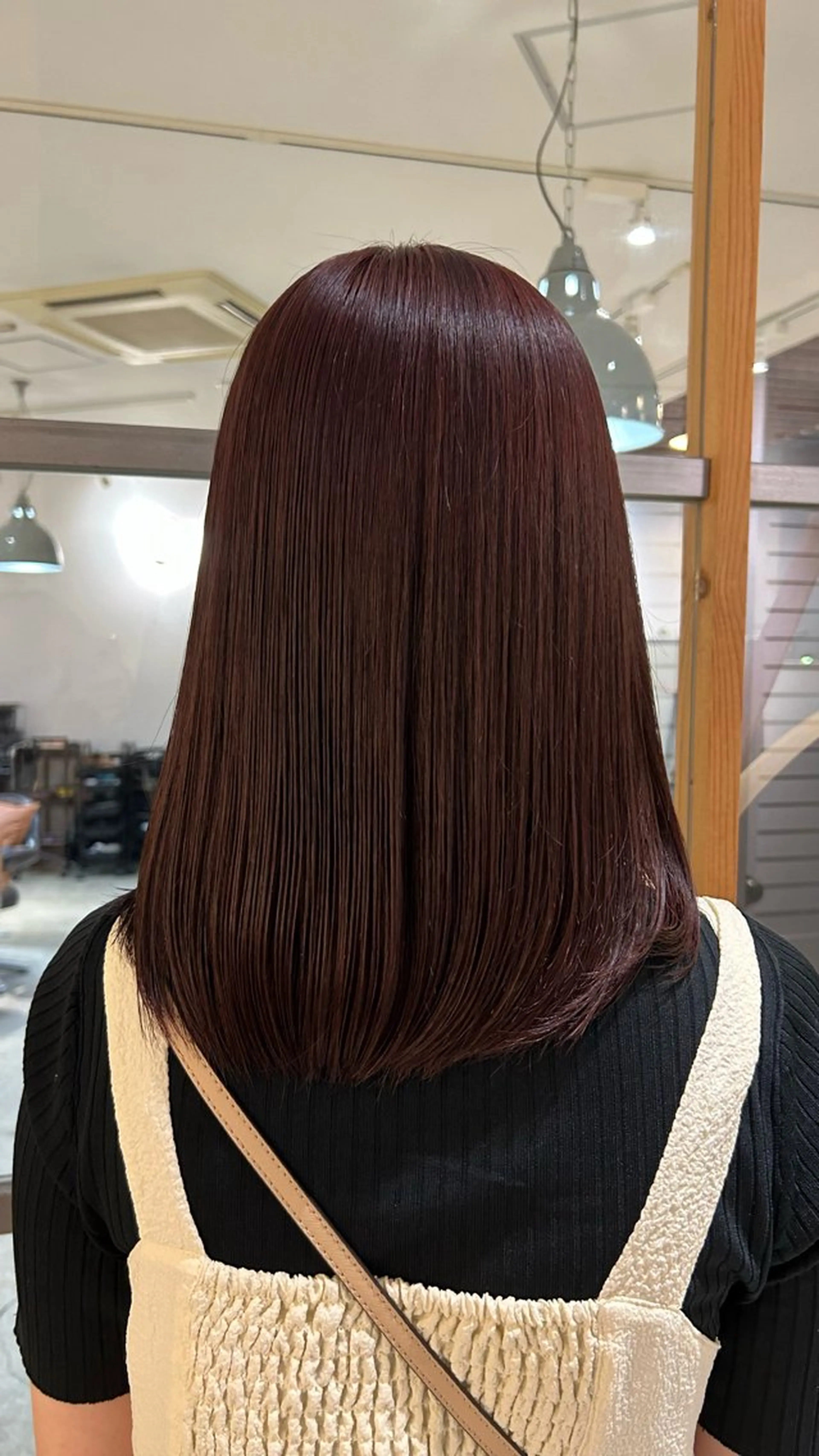 セミロング 艶ブリーチ/カット kurumi🌼のヘアスタイル