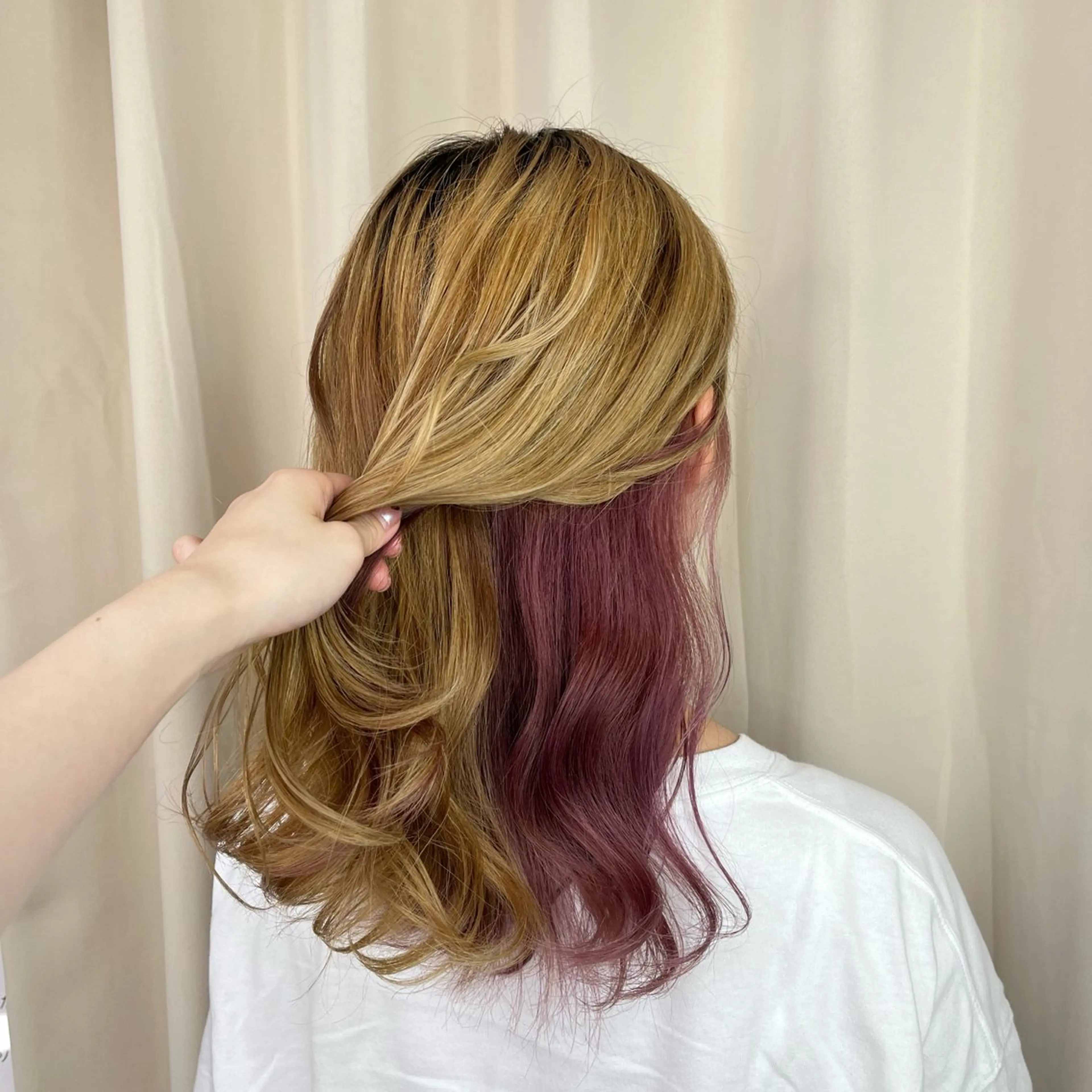 セミロング ヘアカラー トリートメント かなざわ みかのヘアスタイル