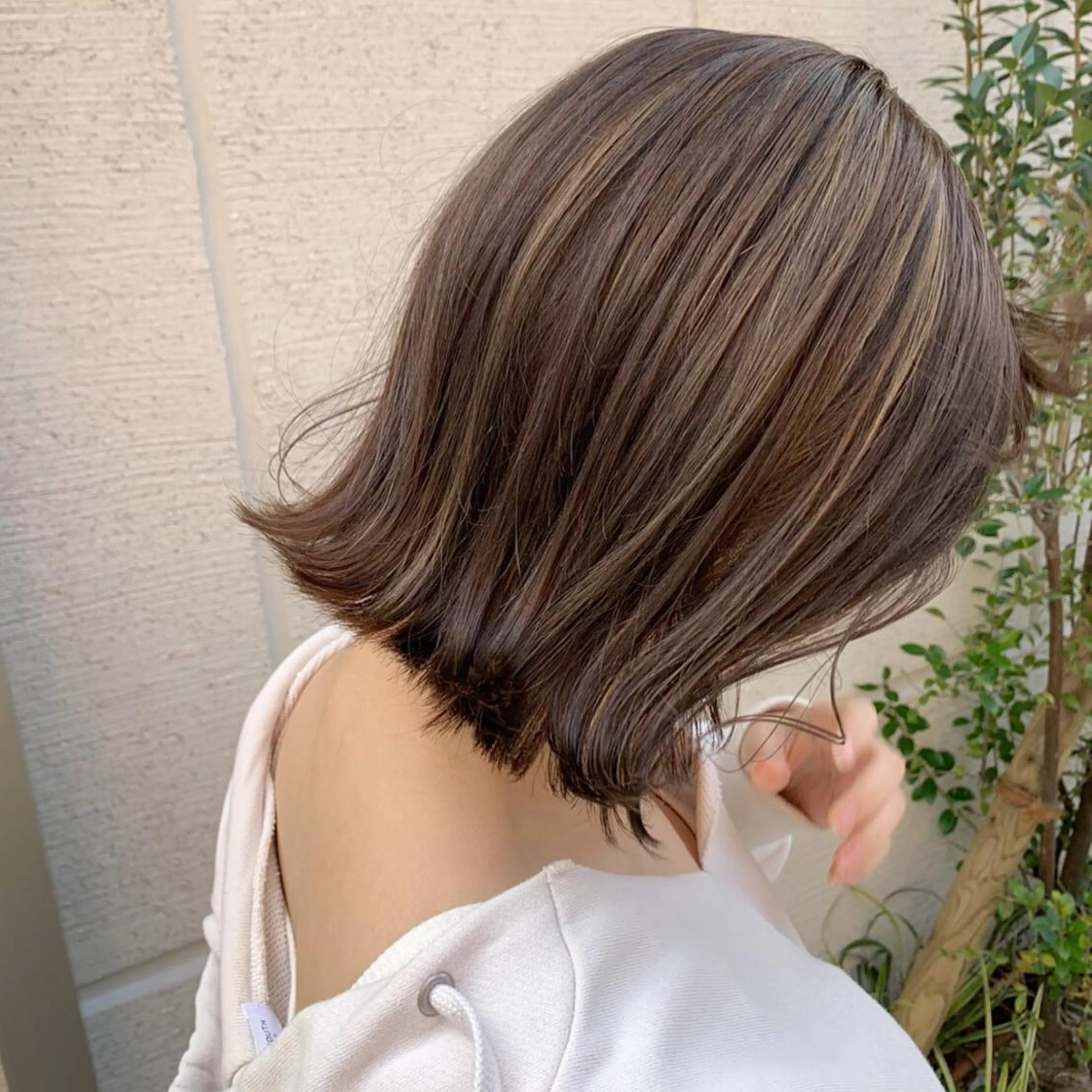 ミディアム カラー 透明感カラー グレージュ ハイライトカラー ハイライト ヘアカラー トリートメント 松田 卓也のヘアスタイル
