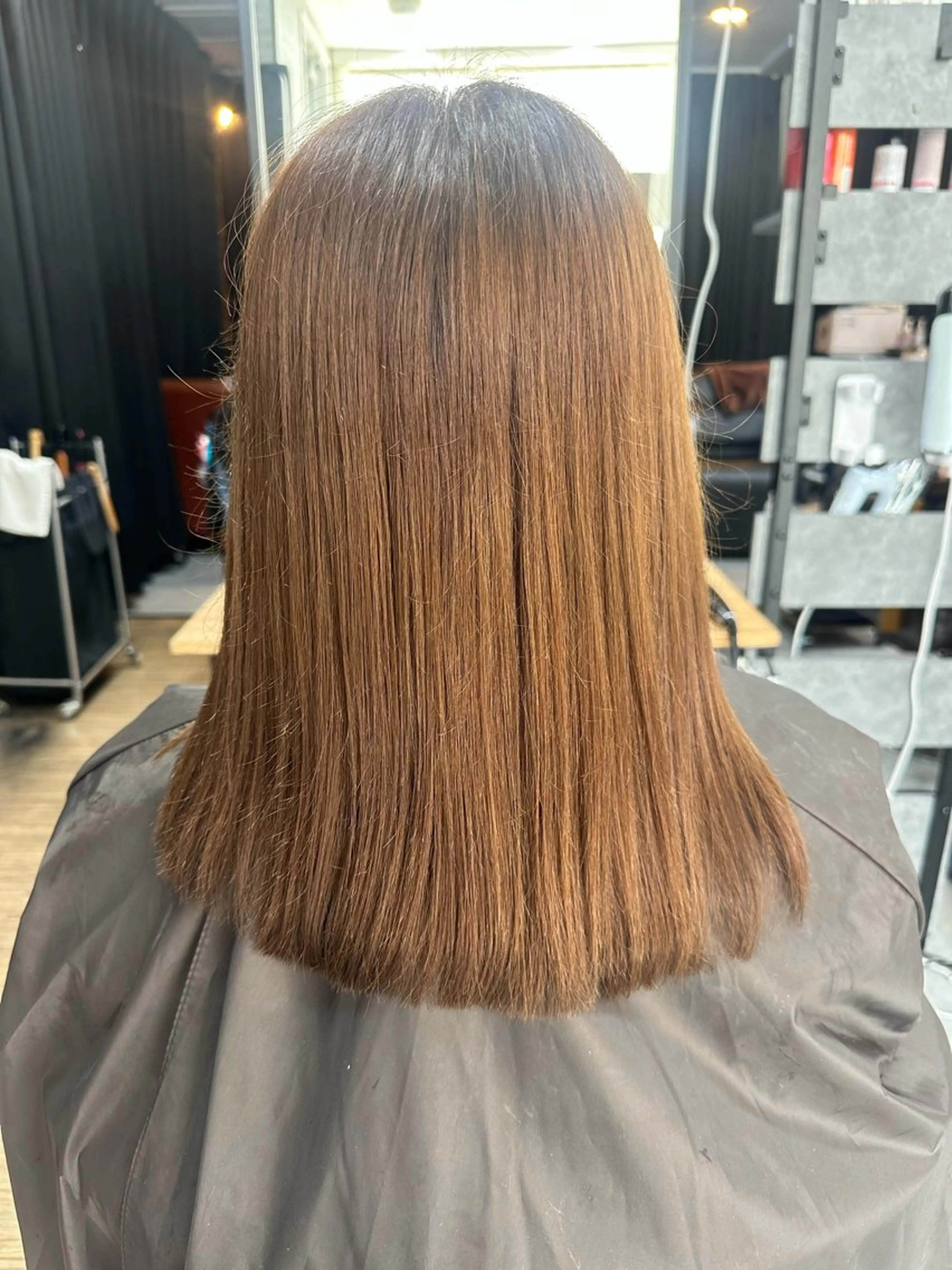 ミディアム 吉田 愛梨のヘアスタイル