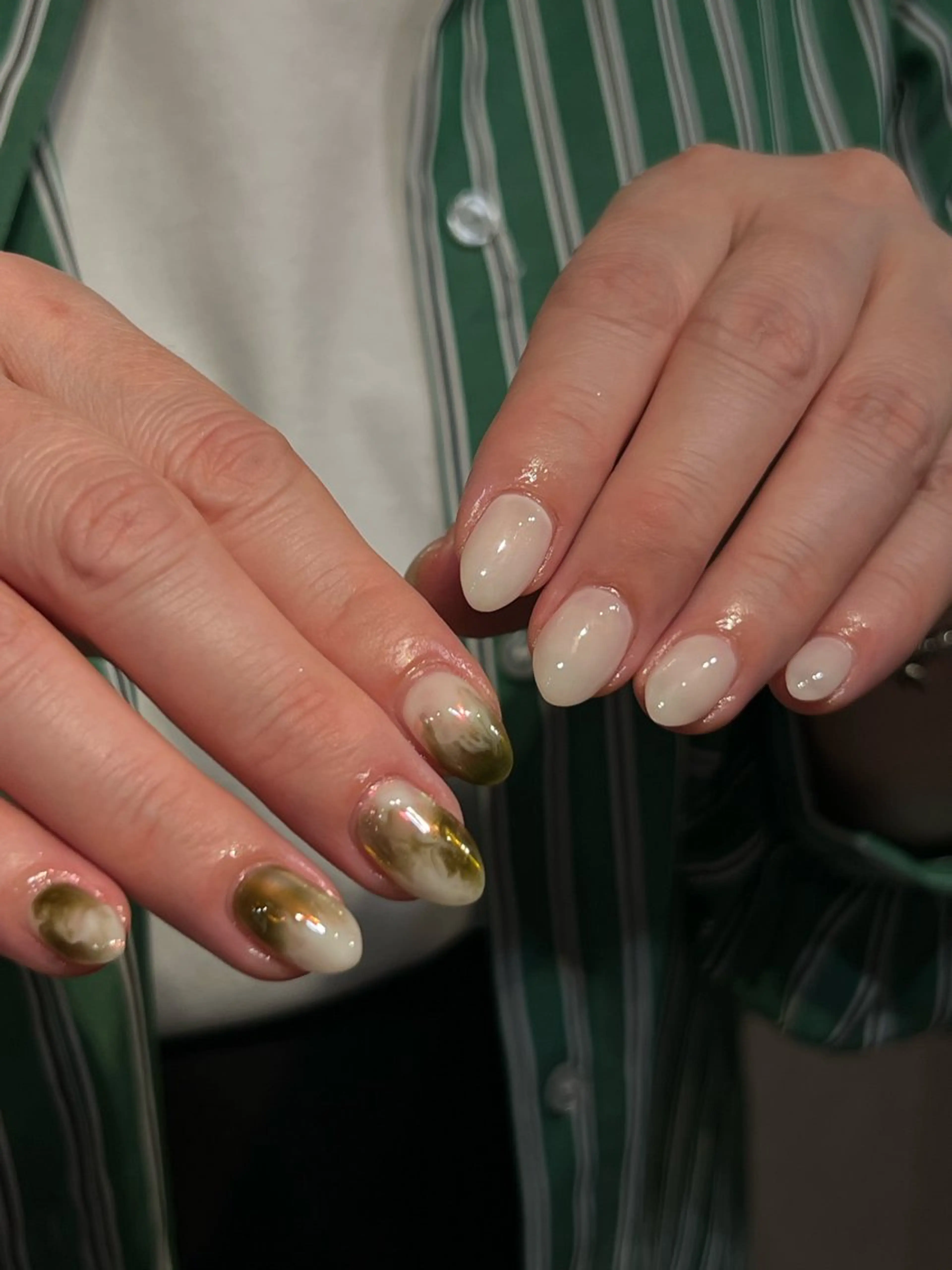 ネイル ニュアンスネイル 金木犀　札幌駅前店所属・金木犀ネイルサロン 三浦のネイルデザイン