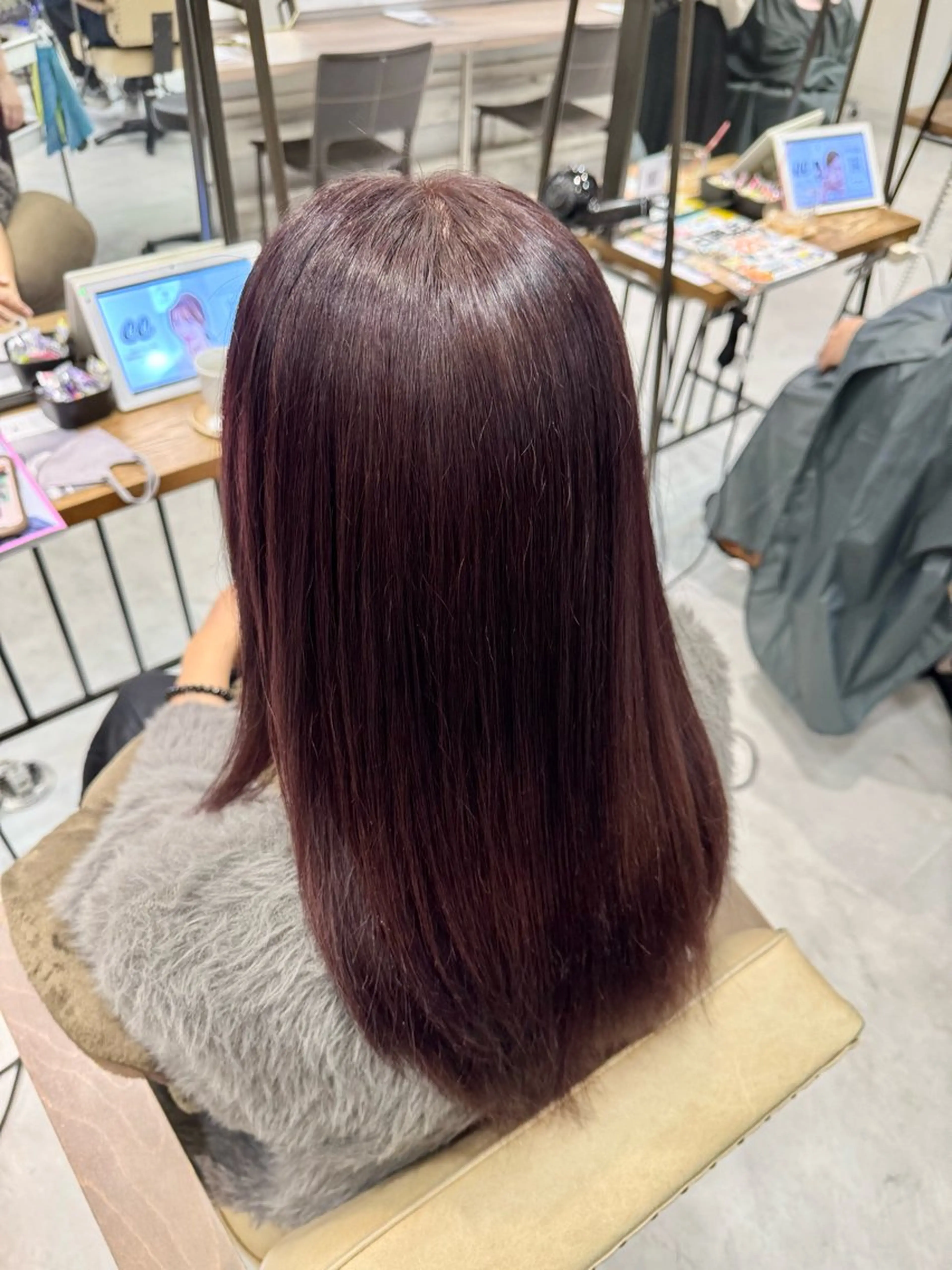 ロング カラー ヘアカラー トリートメント Ouka/Wカラー/ 大人艶カラーのヘアスタイル