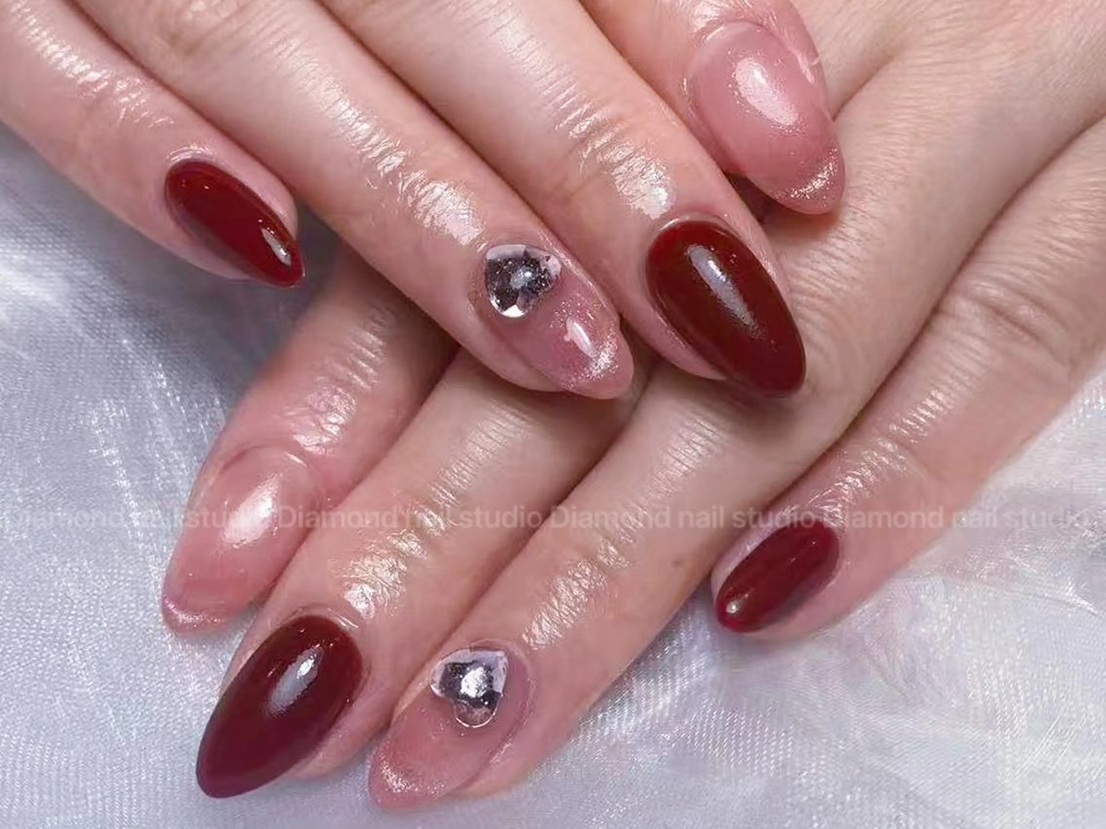 ネイル アートネイル オーロラネイル ガーリー キラキラネイル 韓国ネイル ハンドネイル DIAMOND Nail🍒のネイルデザイン