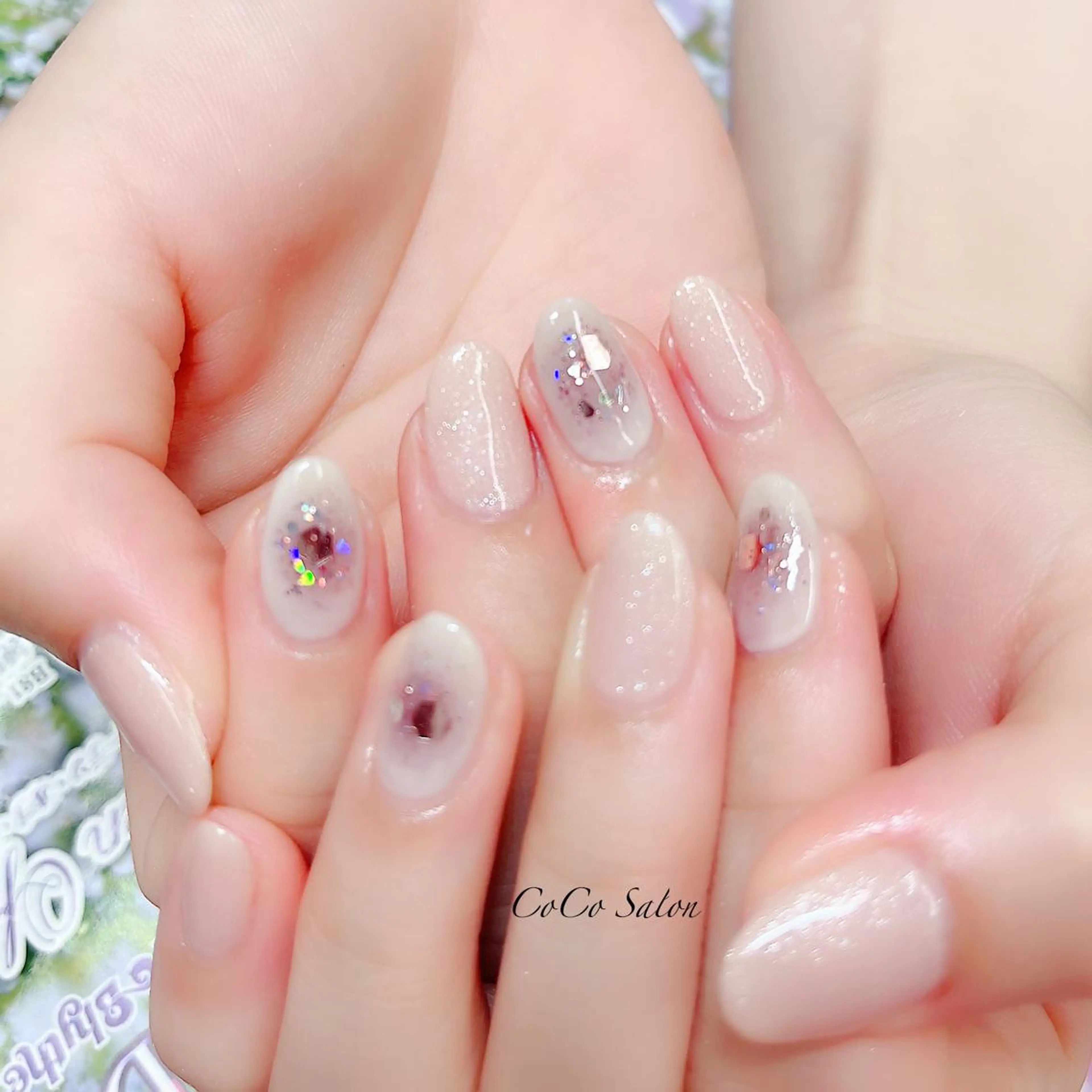 ネイル チークネイル 成人式 長さ出し ジェルネイル ホログラムネイル ハンドネイル CoCoSalon ネイル/まつ毛予約のネイルデザイン