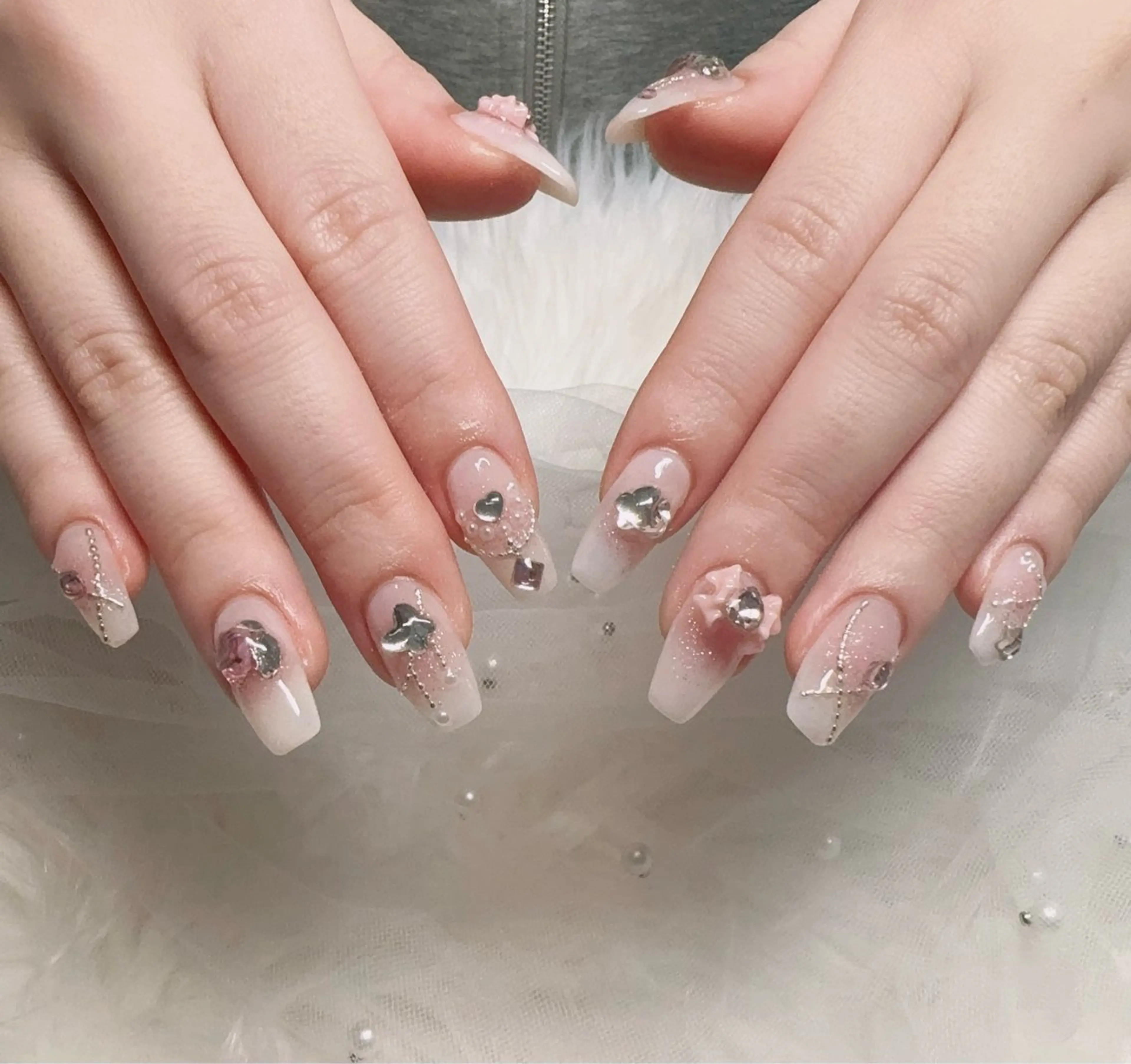 ネイル ハンドネイル ＆ME アンドミーのネイルデザイン