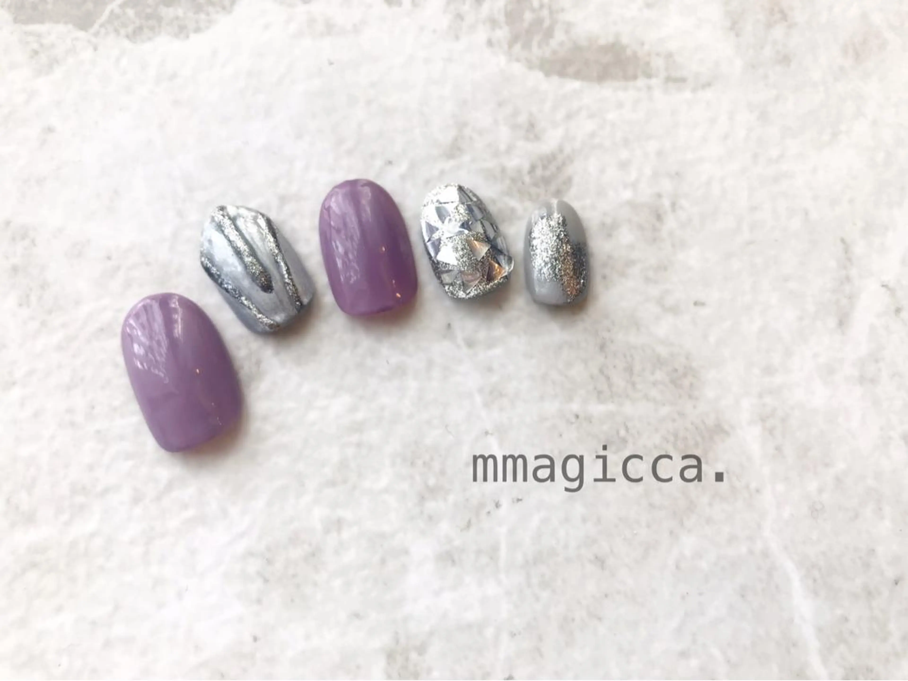 ネイル ジェルネイル mmagicca. 【 まじか. 】のネイルデザイン