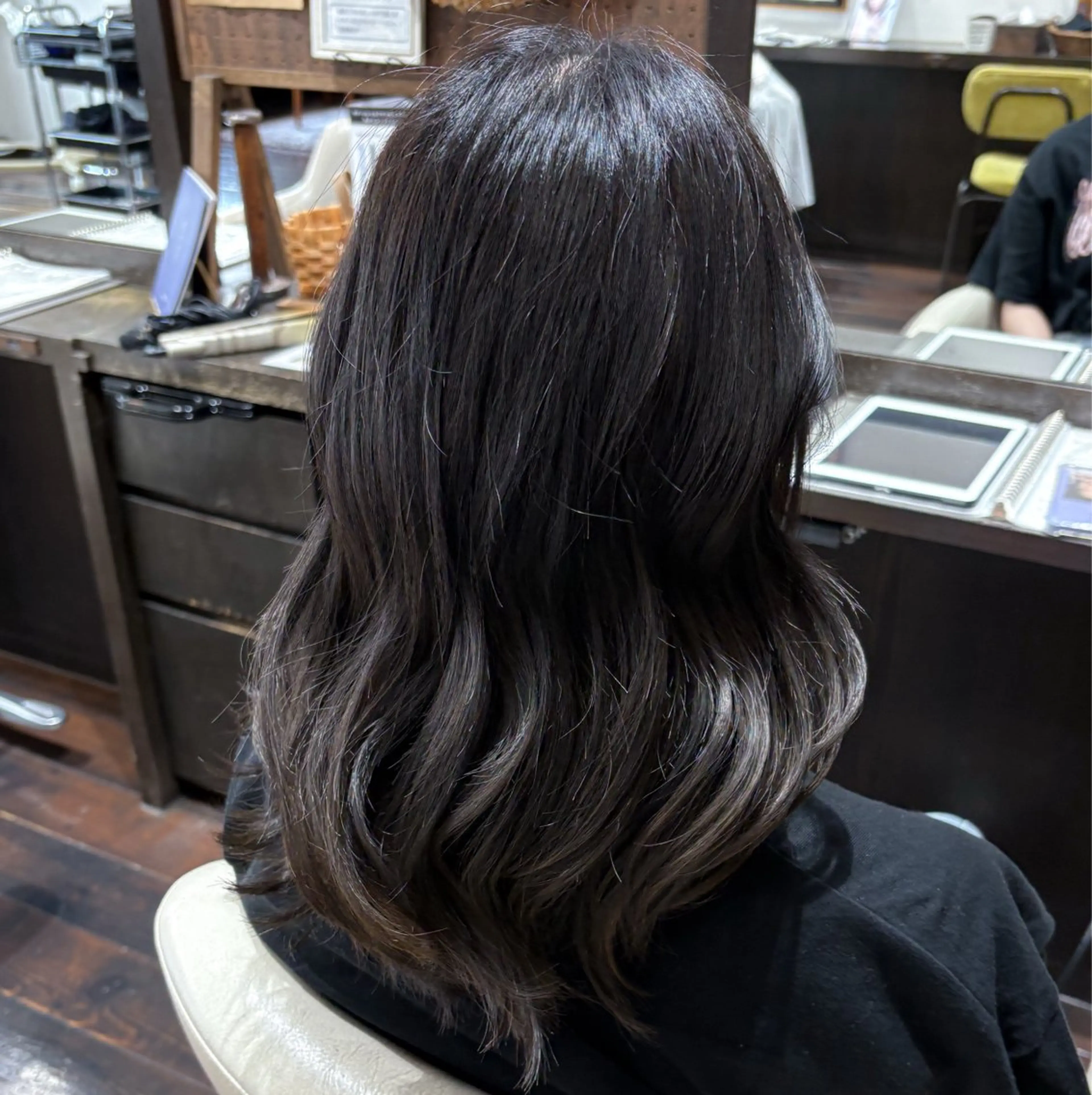 ロング レイヤーカット 艶カラー/ レイヤー/あいりのヘアスタイル