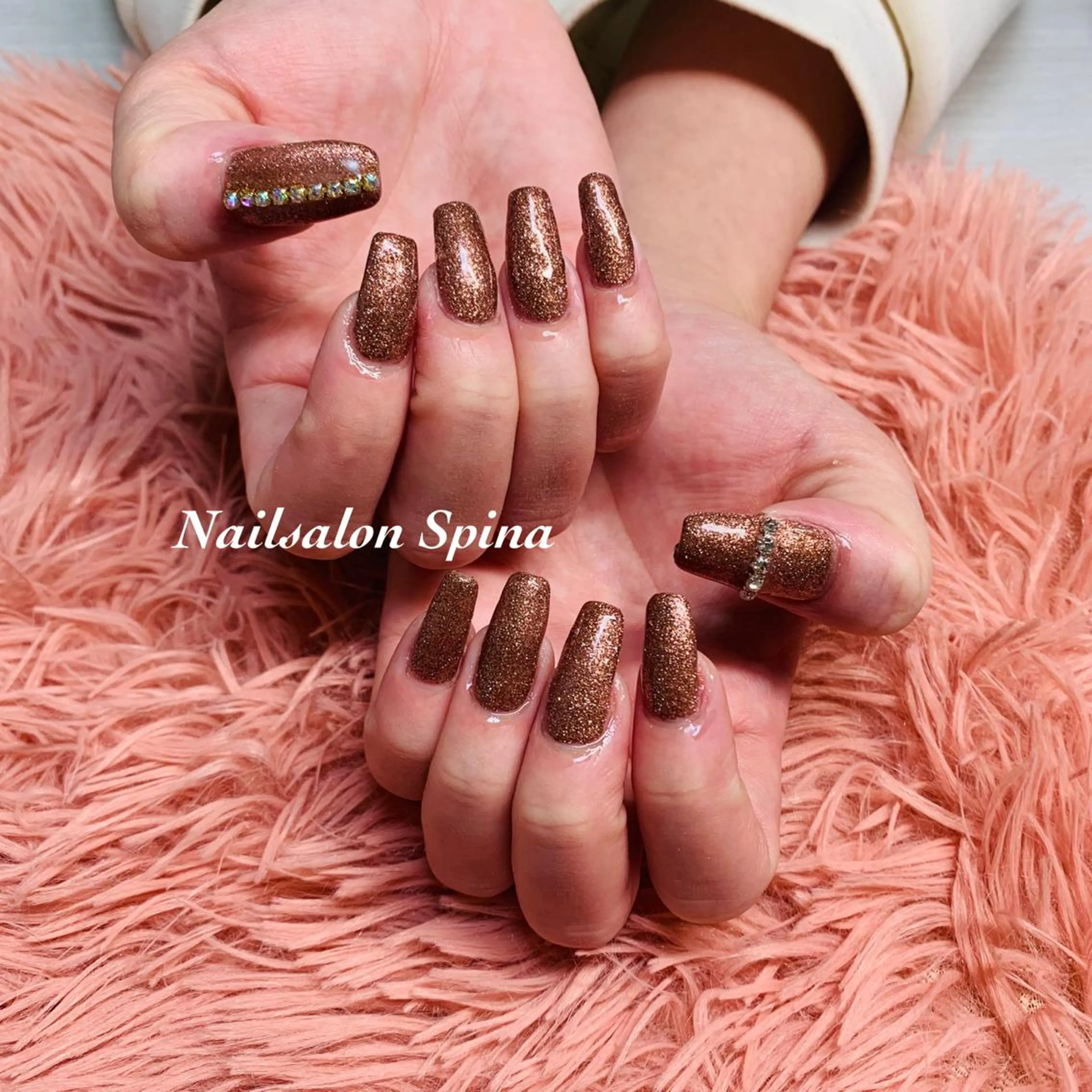 ネイル アートネイル ジェルネイル キラキラネイル ロングネイル ワンカラーネイル Nailsalon Spina 琴美のネイルデザイン