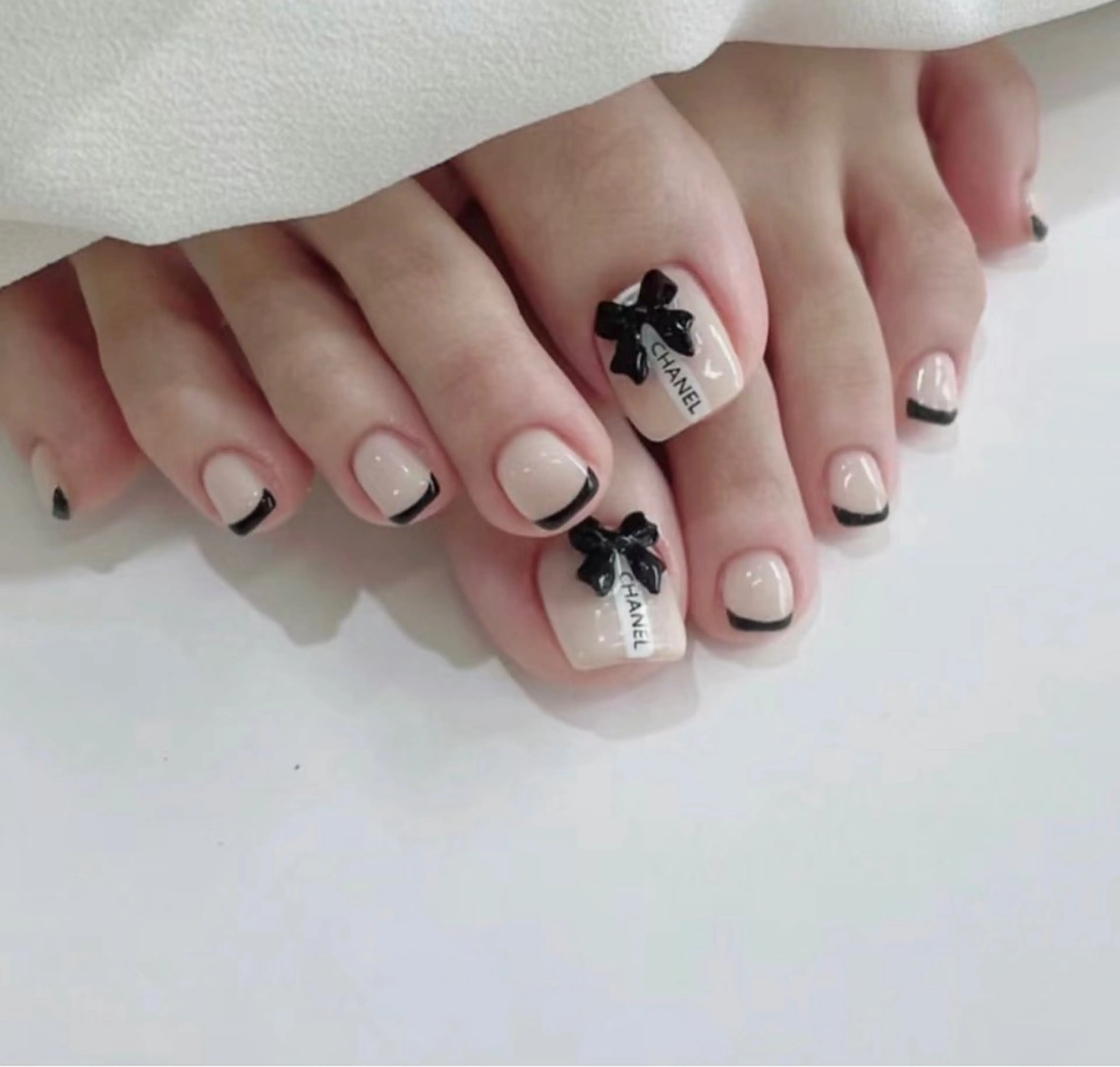 カラー フットネイル July Nail 新横浜駅のネイルデザイン