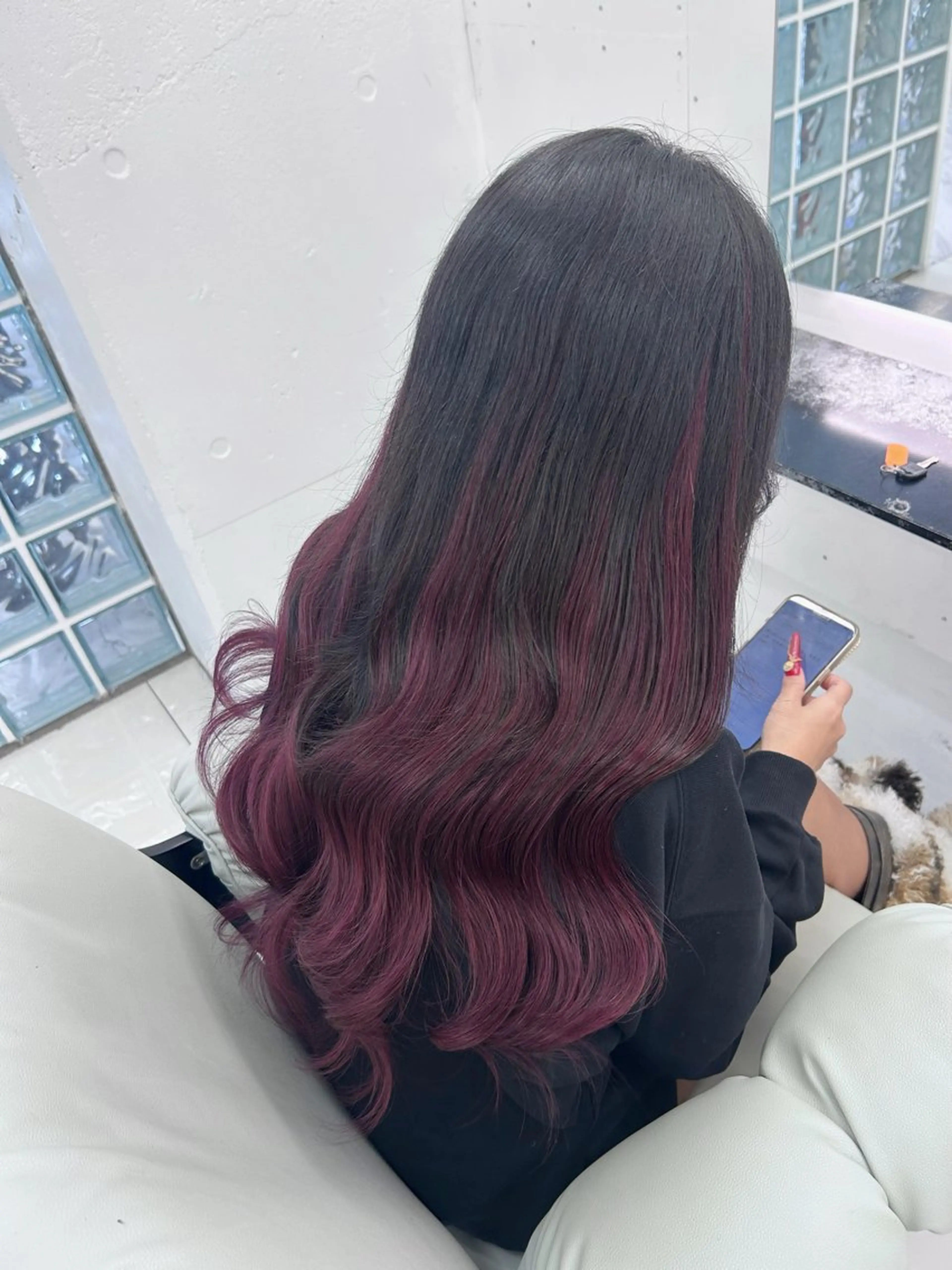 ロング エクステ 三尾 樺緒のヘアスタイル