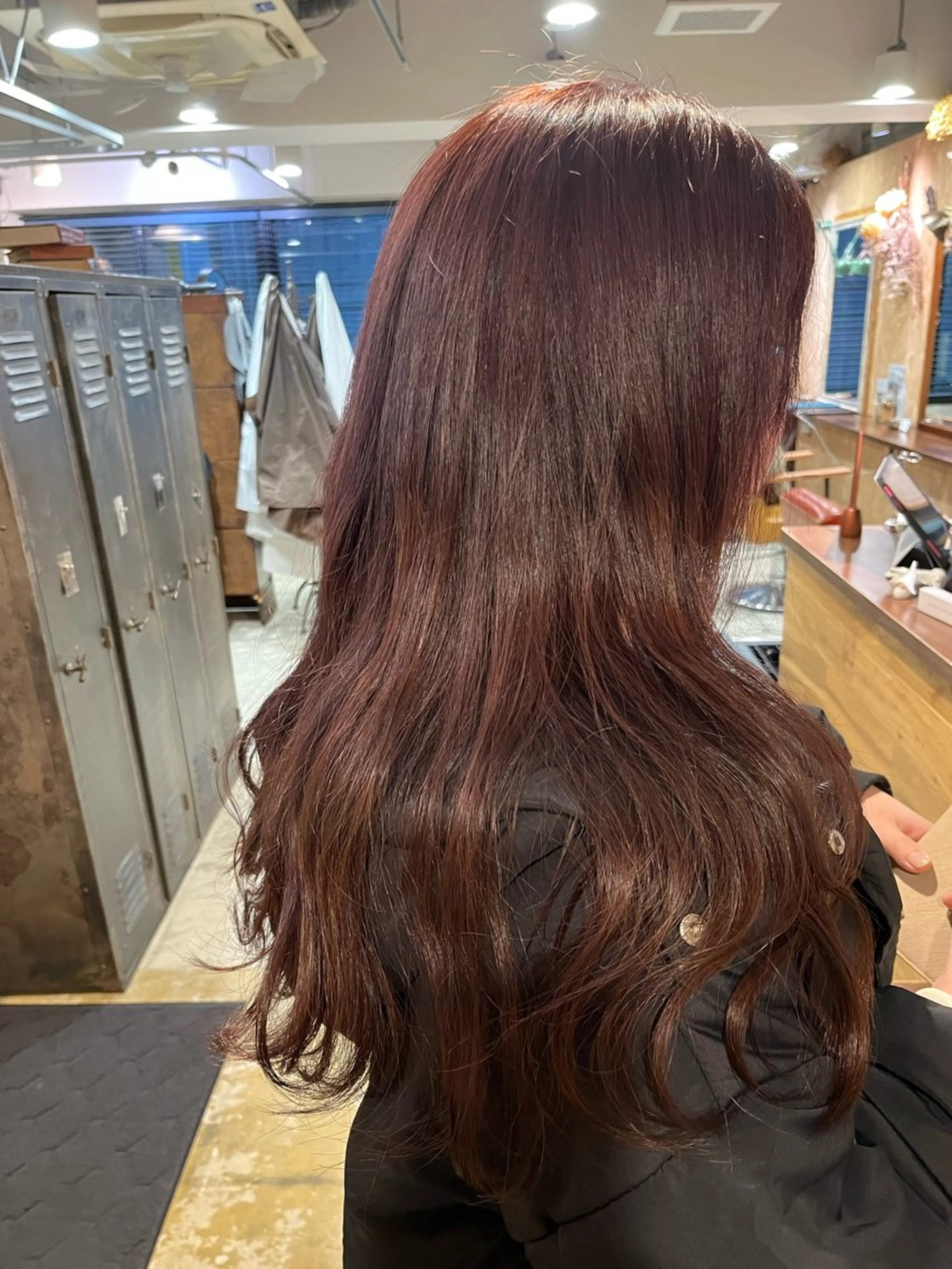カラー レッドカラー niche所属・niche　東 くるみ 🩰のヘアスタイル