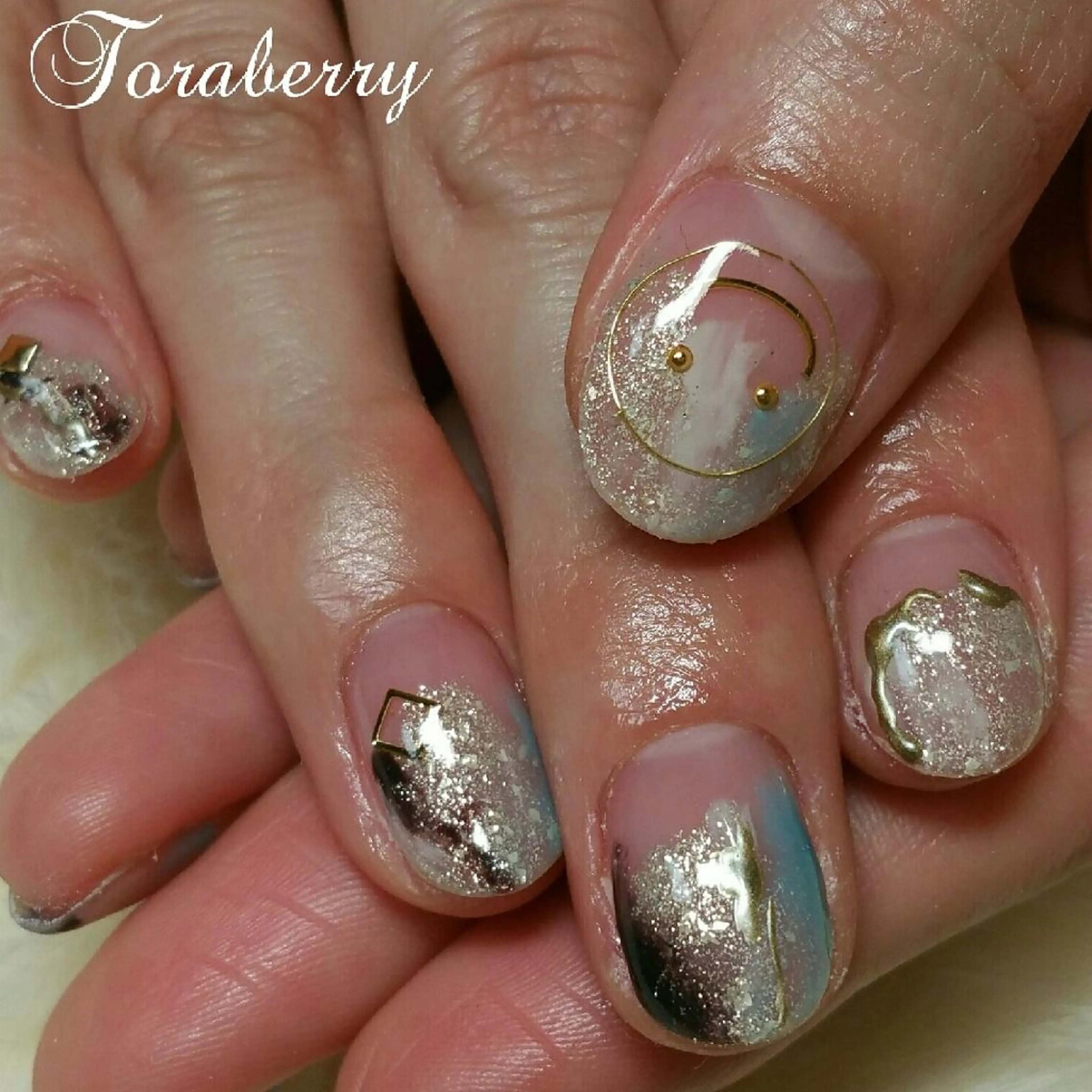 ネイル ニュアンスネイル ハンドネイル ネイリスト なつみのネイルデザイン