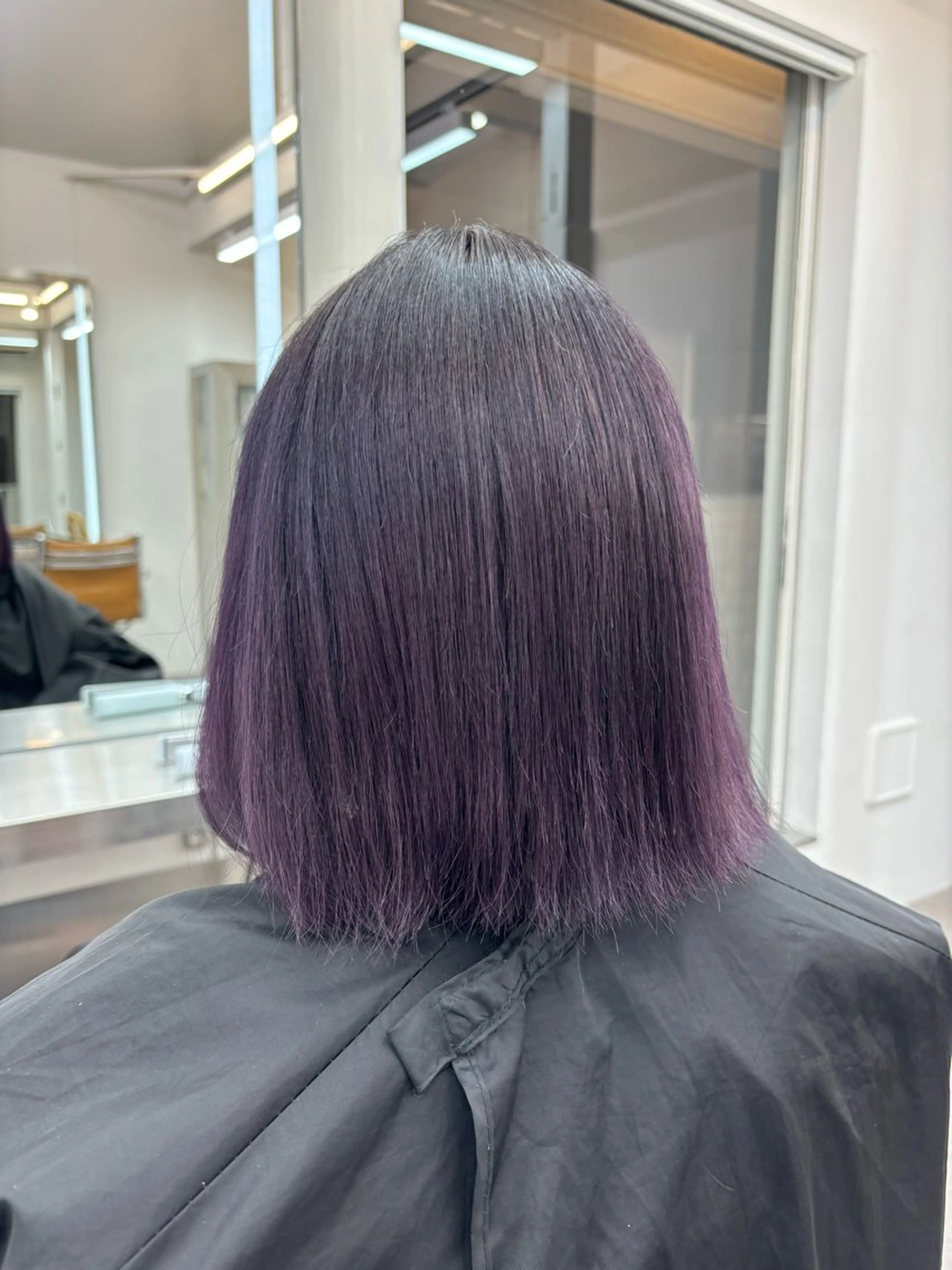 ショート YUUKI/艶カラー レイヤーカットのヘアスタイル
