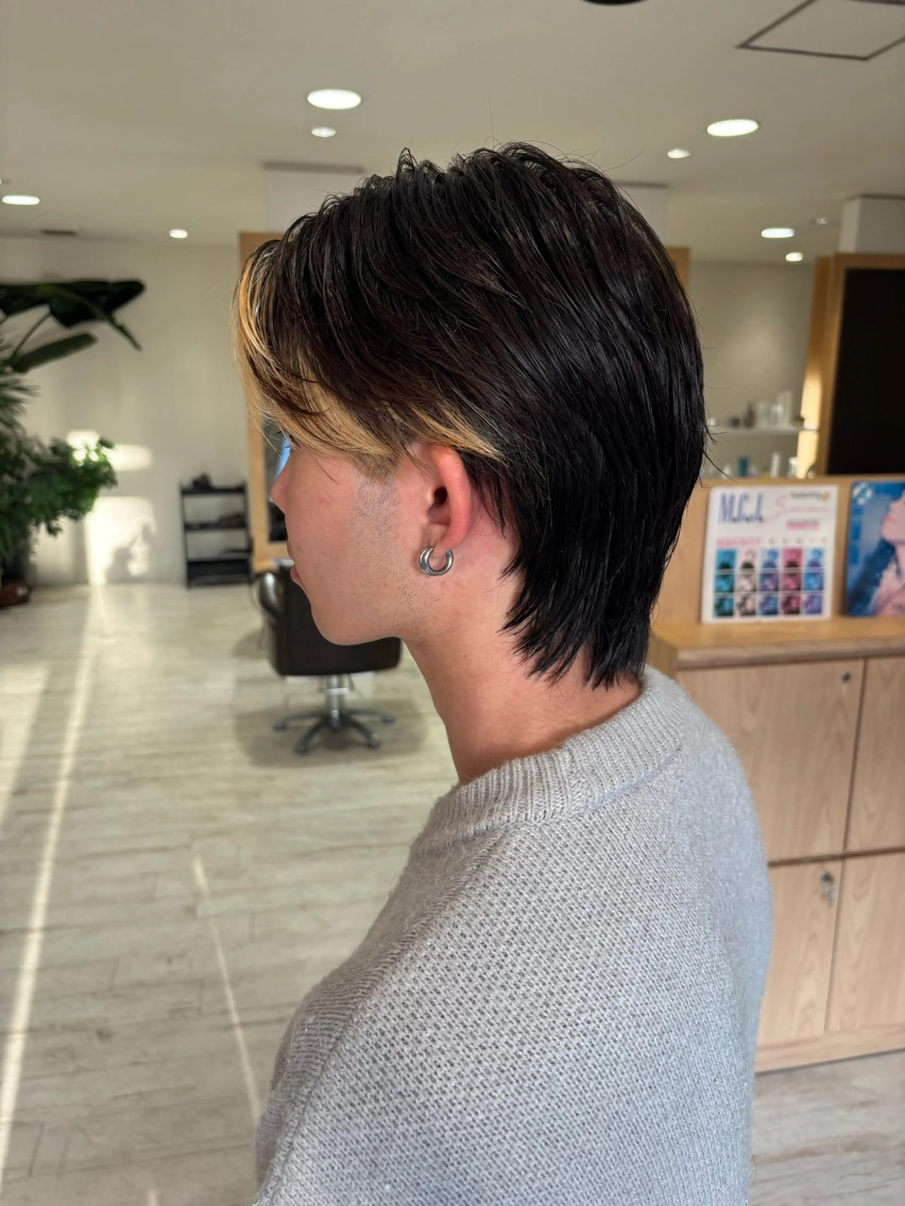 ショート メンズ センターパート カット 安藤 ひなたのヘアスタイル