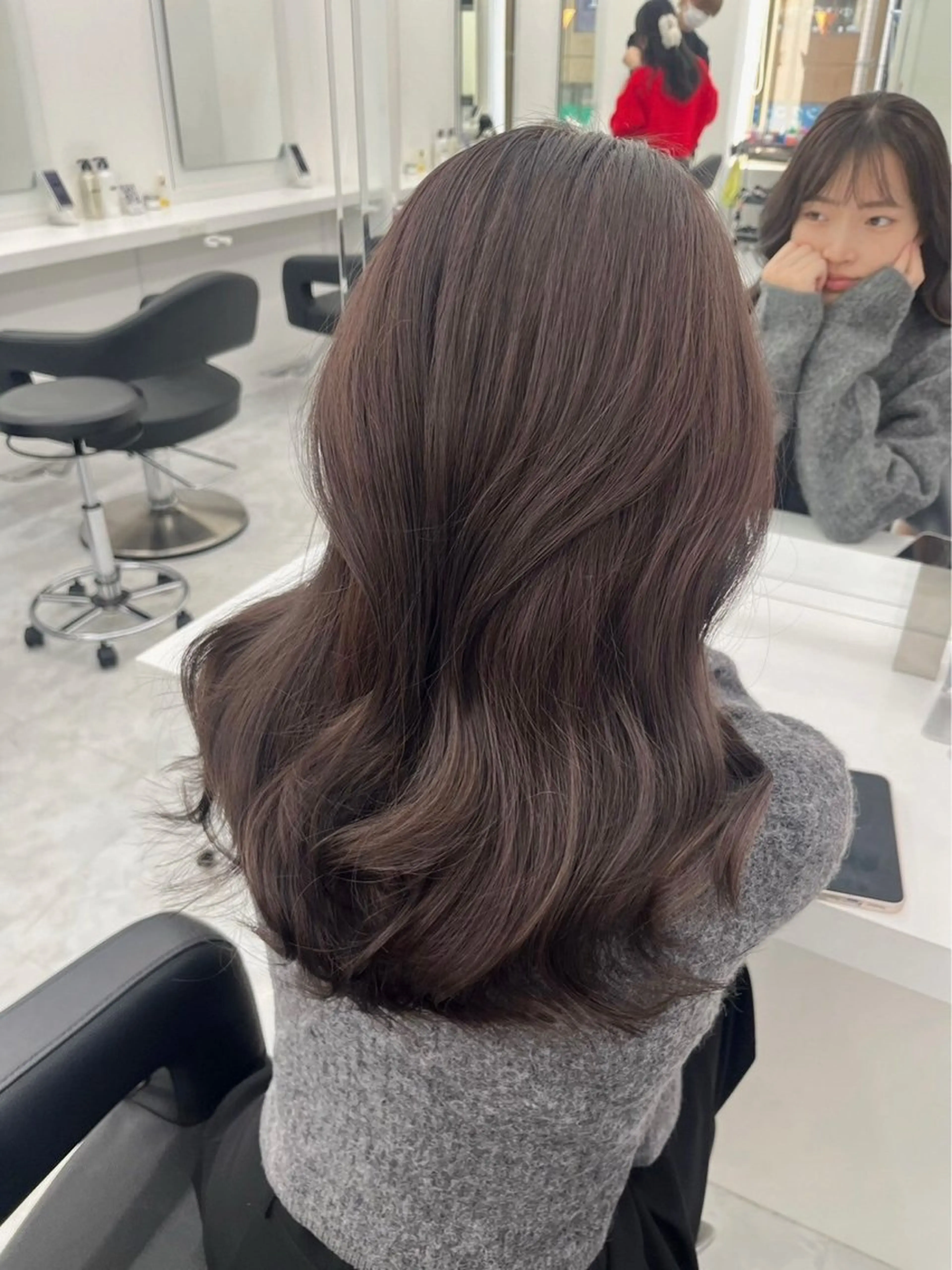 ロング カラー ヘアアレンジ 韓国ナチュラルヘア 🤍raika🤍のヘアスタイル