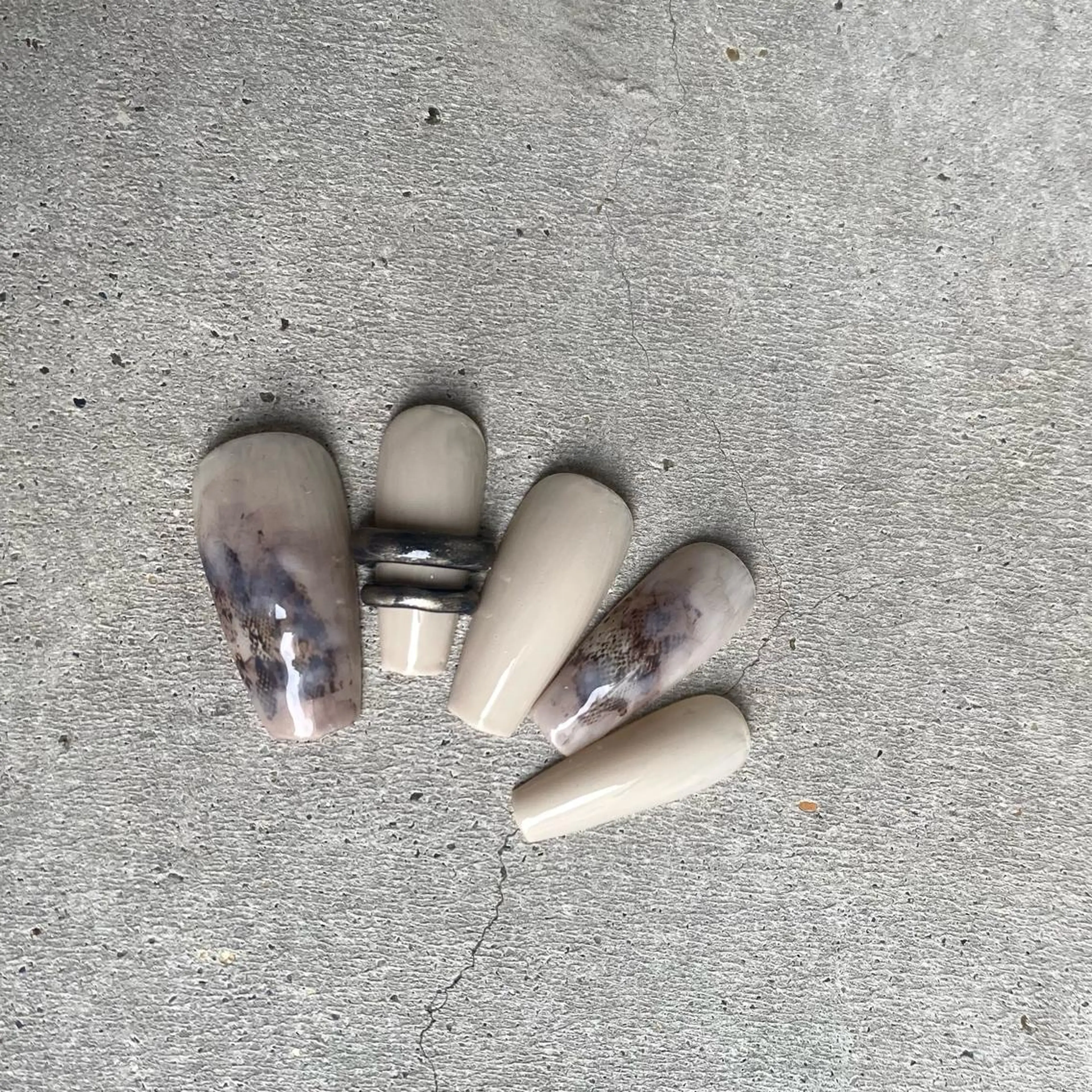 ネイル Ray. ／綺麗目ニュアンスのネイルデザイン