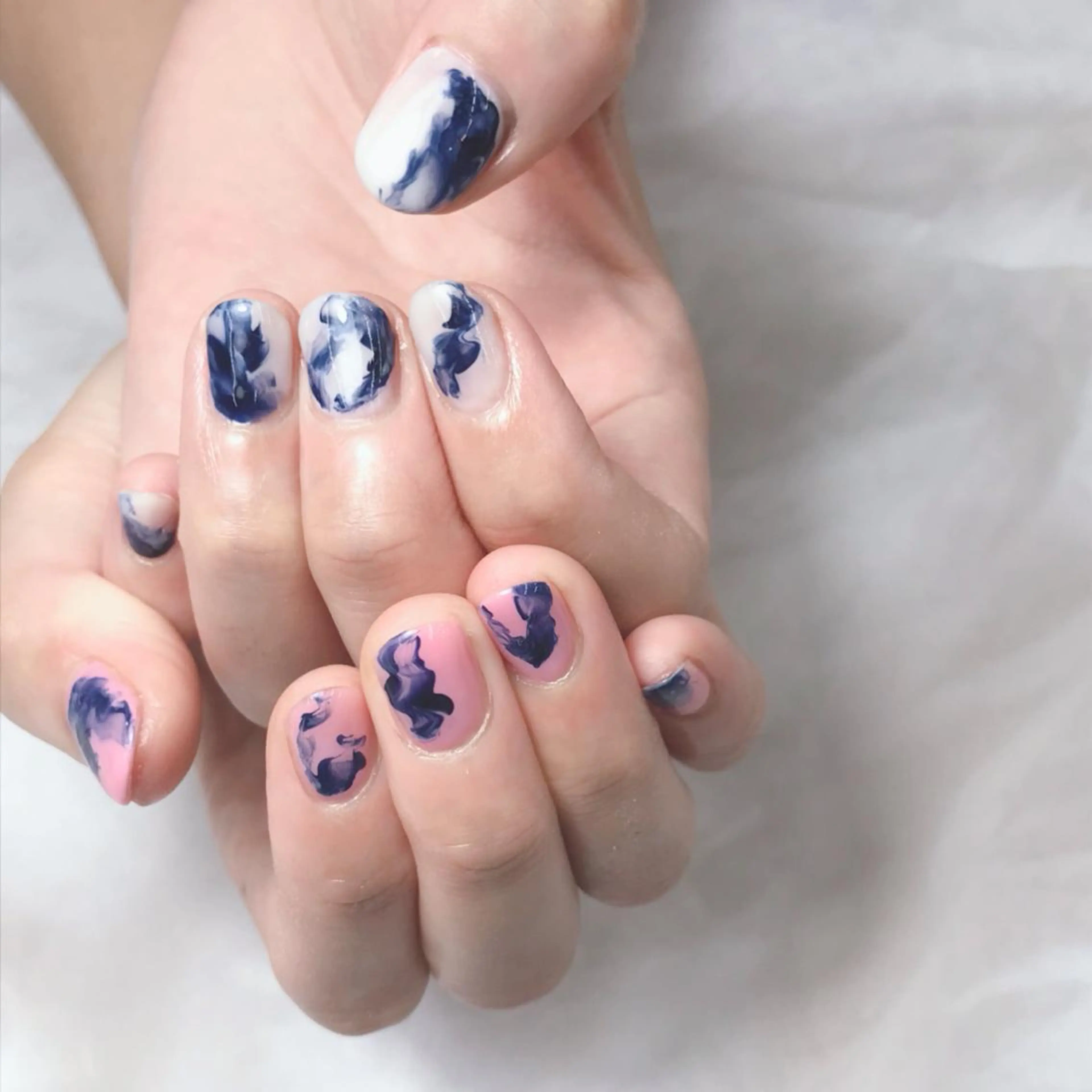 ネイル ニュアンスネイル I-FLAT KAORUのネイルデザイン
