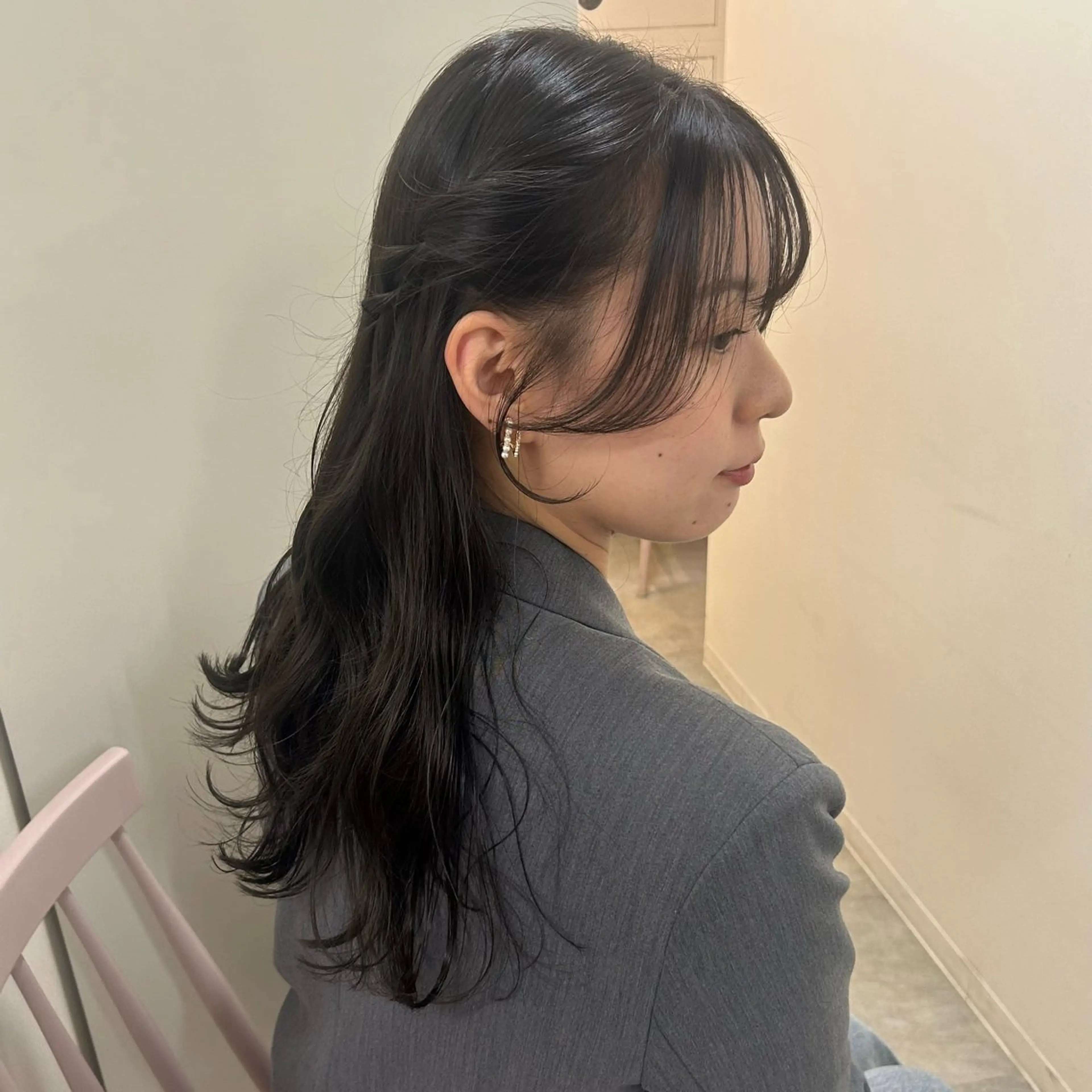 ロング カラー ヘアアレンジ ヘアセット otoha✳︎ くすみカラーのヘアスタイル