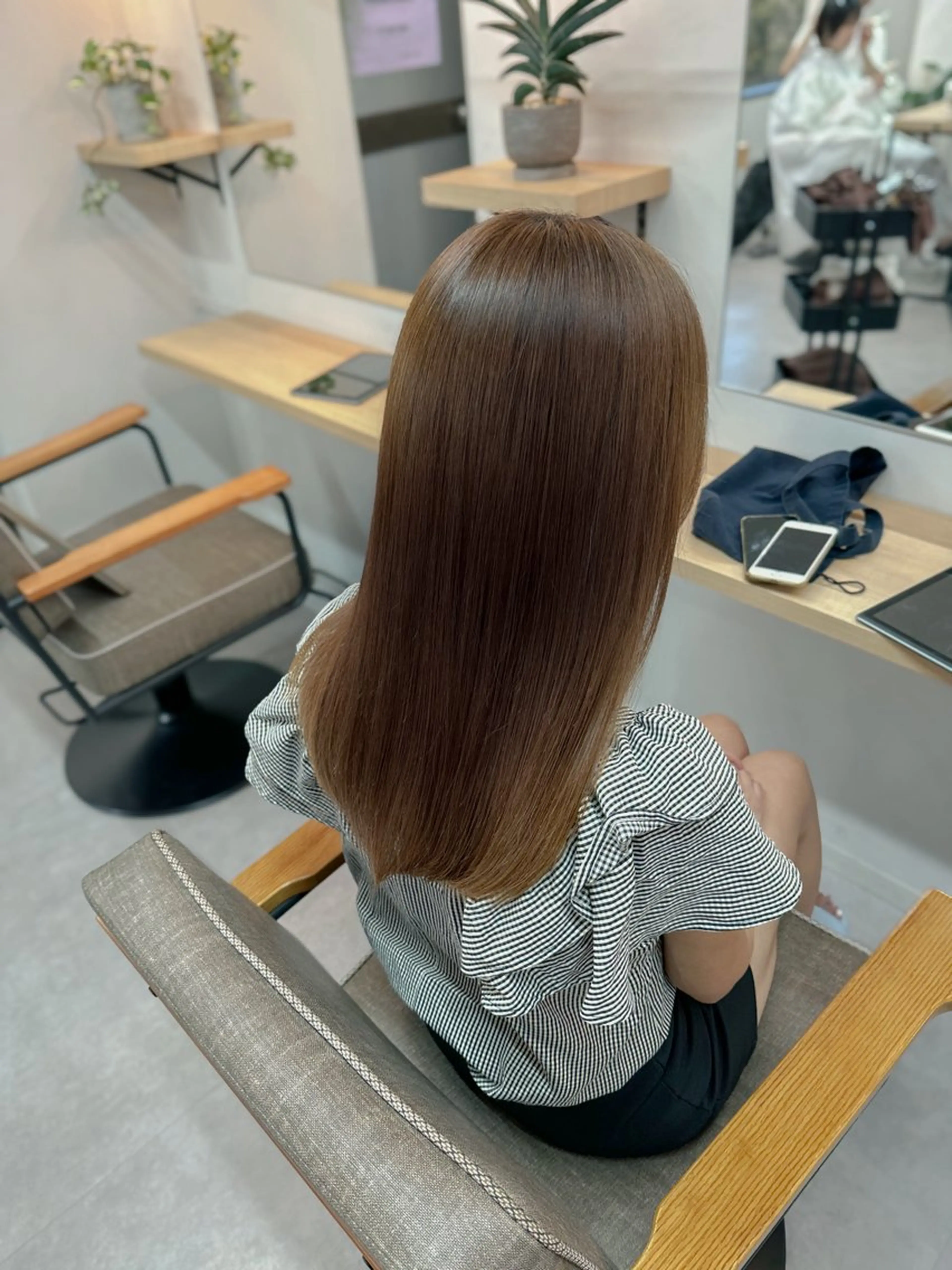 セミロング 髪質改善 トリートメント Lachic所属・髪質改善/ストレート 根上のヘアスタイル