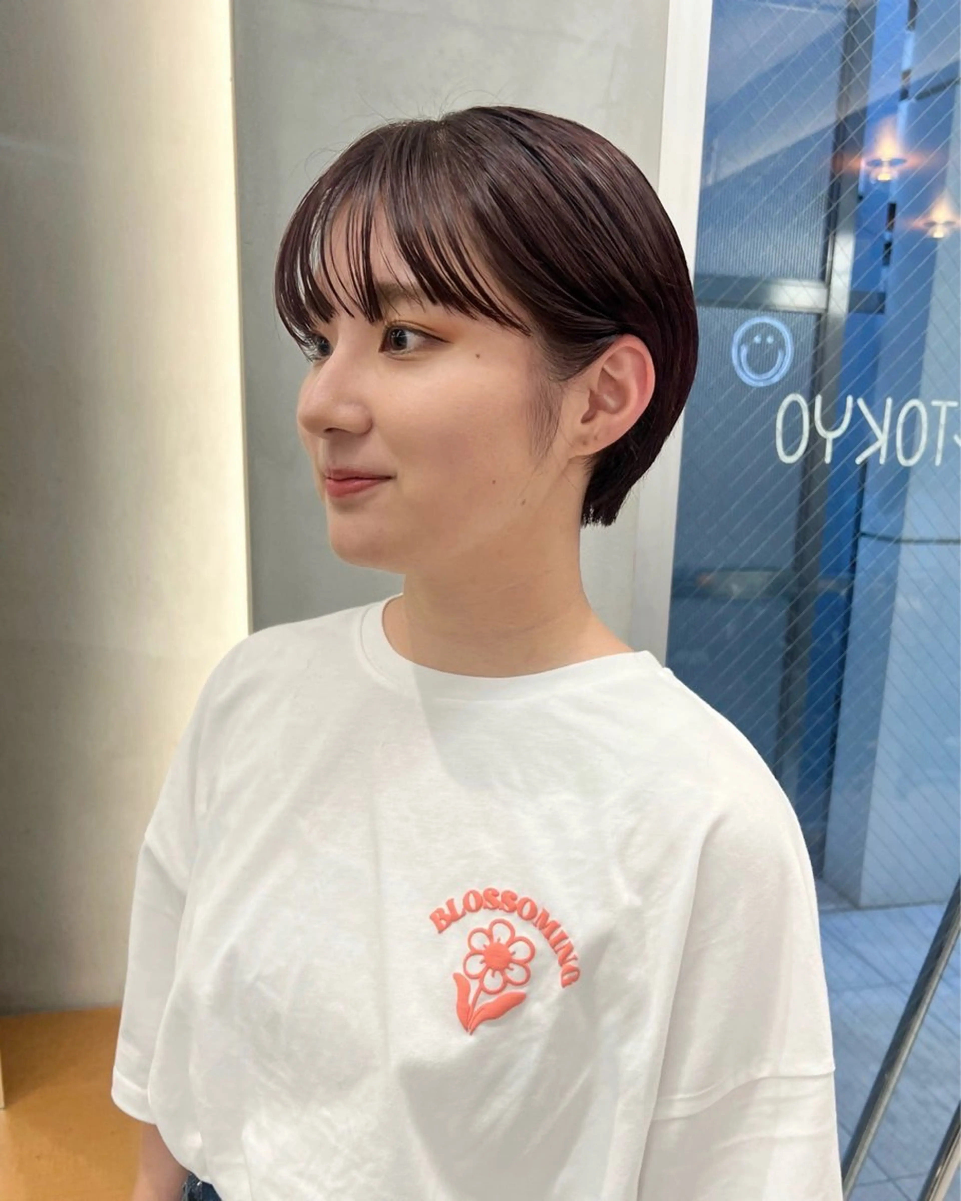 ショート カット センターパート/ 暖色カラーayuのヘアスタイル
