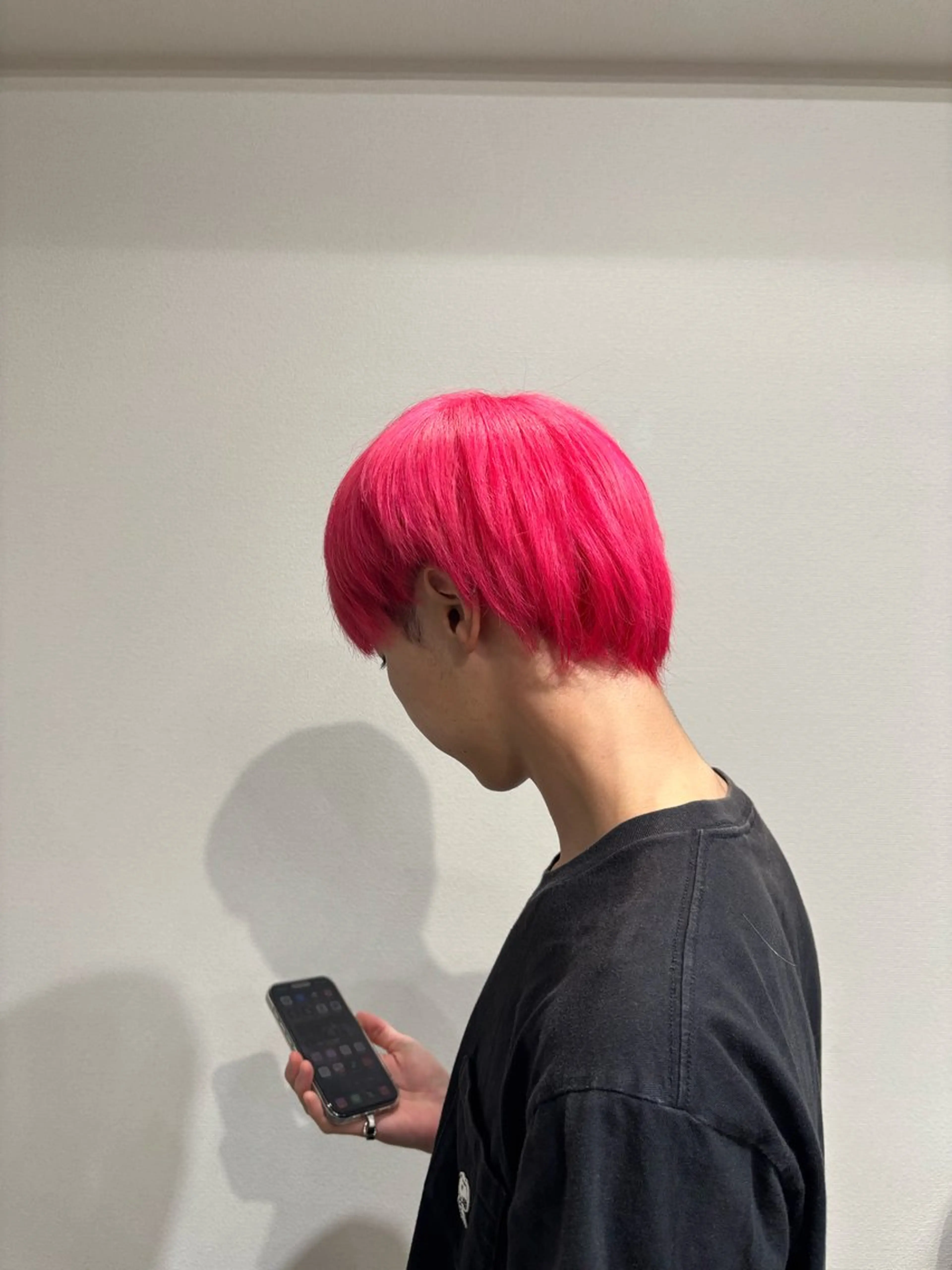 カラー メンズ ピンクカラー ヘアカラー トリートメント momoka/暖色 カラー/縮毛矯正✨️のヘアスタイル