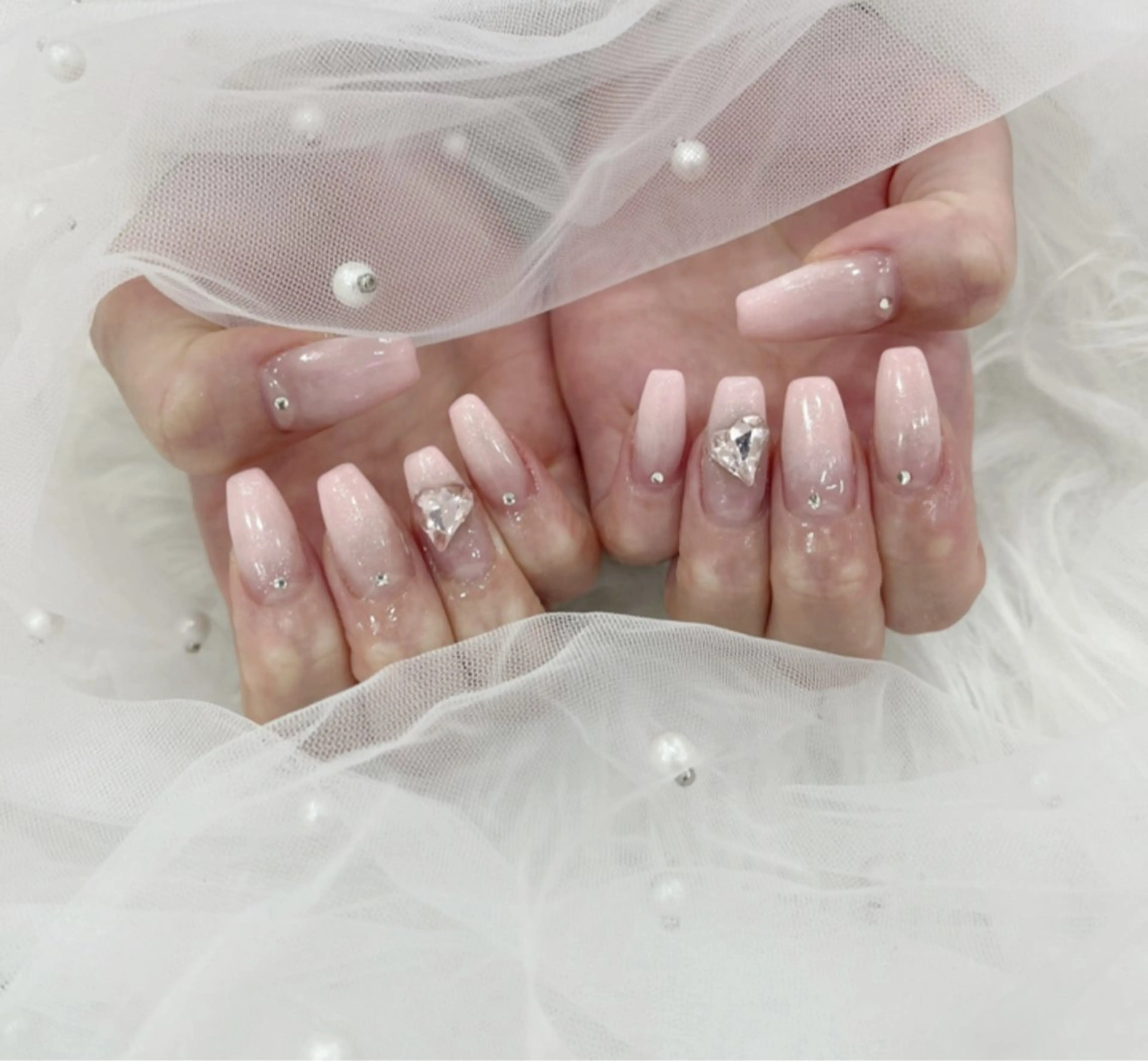 ネイル 長さ出し フットネイル ジェルネイル 韓国ネイル マグネットネイル #Amin所属・#Amin nail salonのネイルデザイン