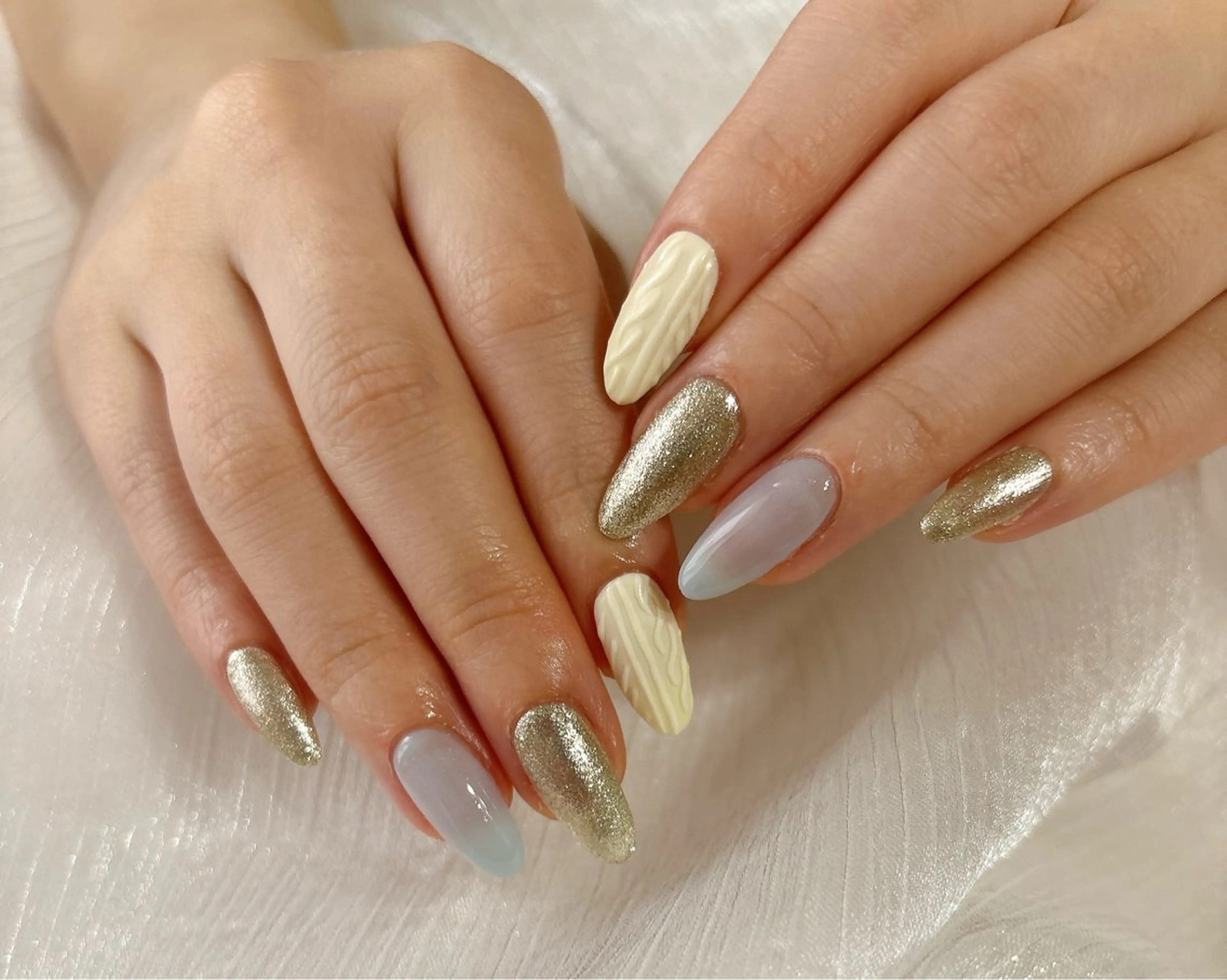 ネイル オーロラネイル ドット フットネイル フレンチネイル ジェルネイル ハンドネイル kikinail 溝の口のネイルデザイン