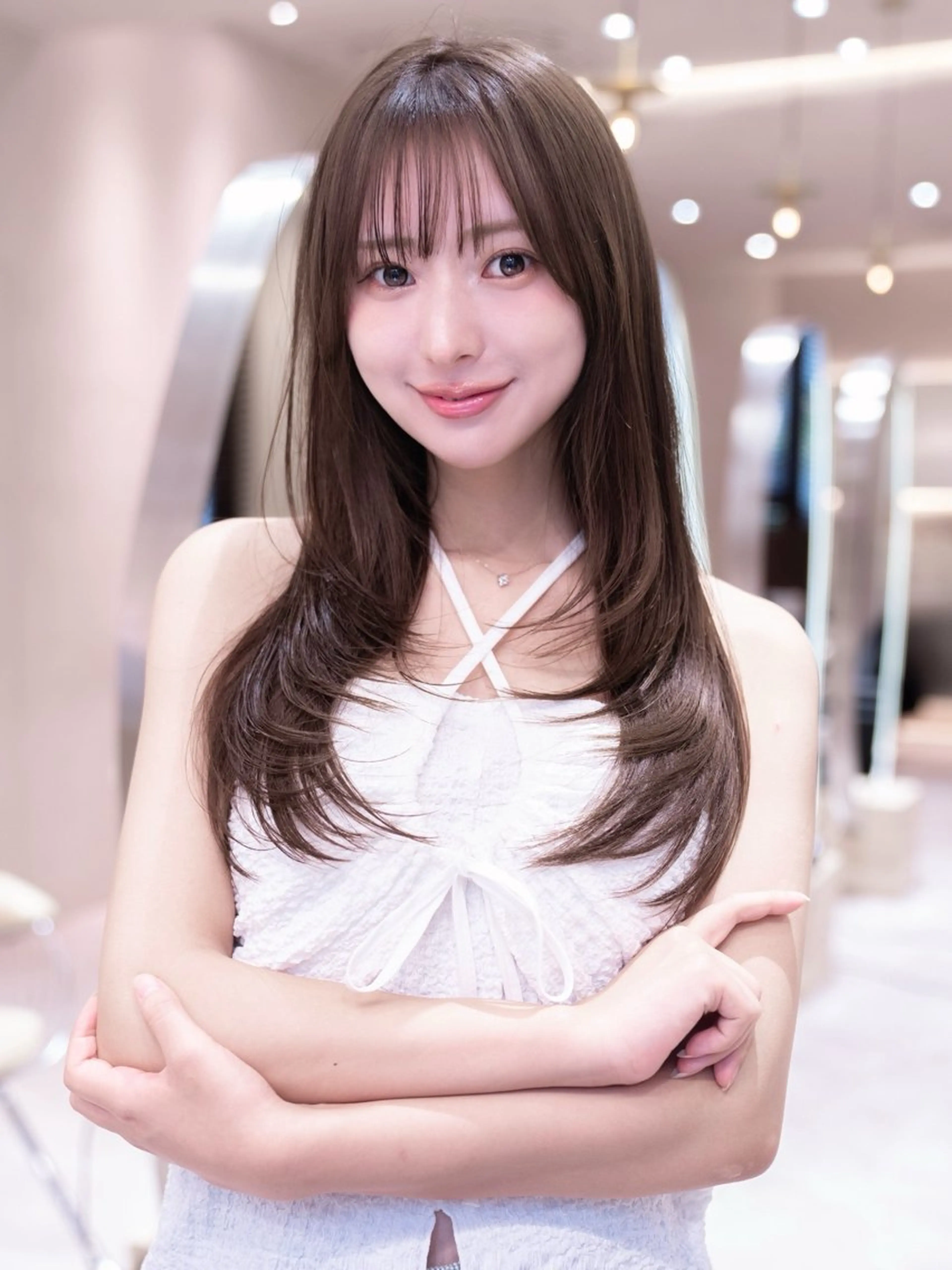 セミロング カット ヘアカラー ㊙️レイヤーカット 透明感カラーゆな㊙️のヘアスタイル