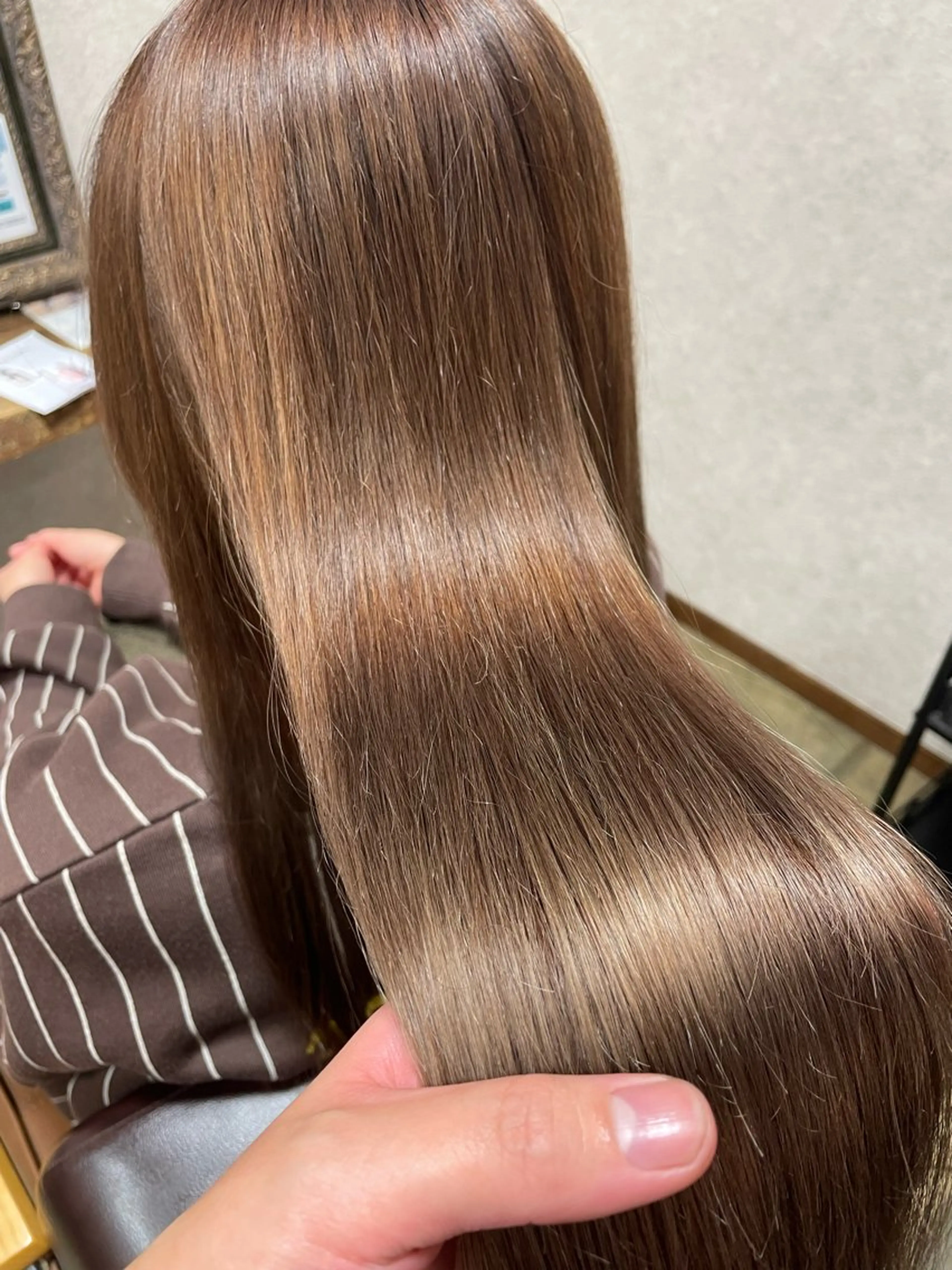 ロング カラー ベージュカラー ミルクティーベージュ ヘアカラー Blanc blanc所属・三川 啓英 / Blancblancのヘアスタイル