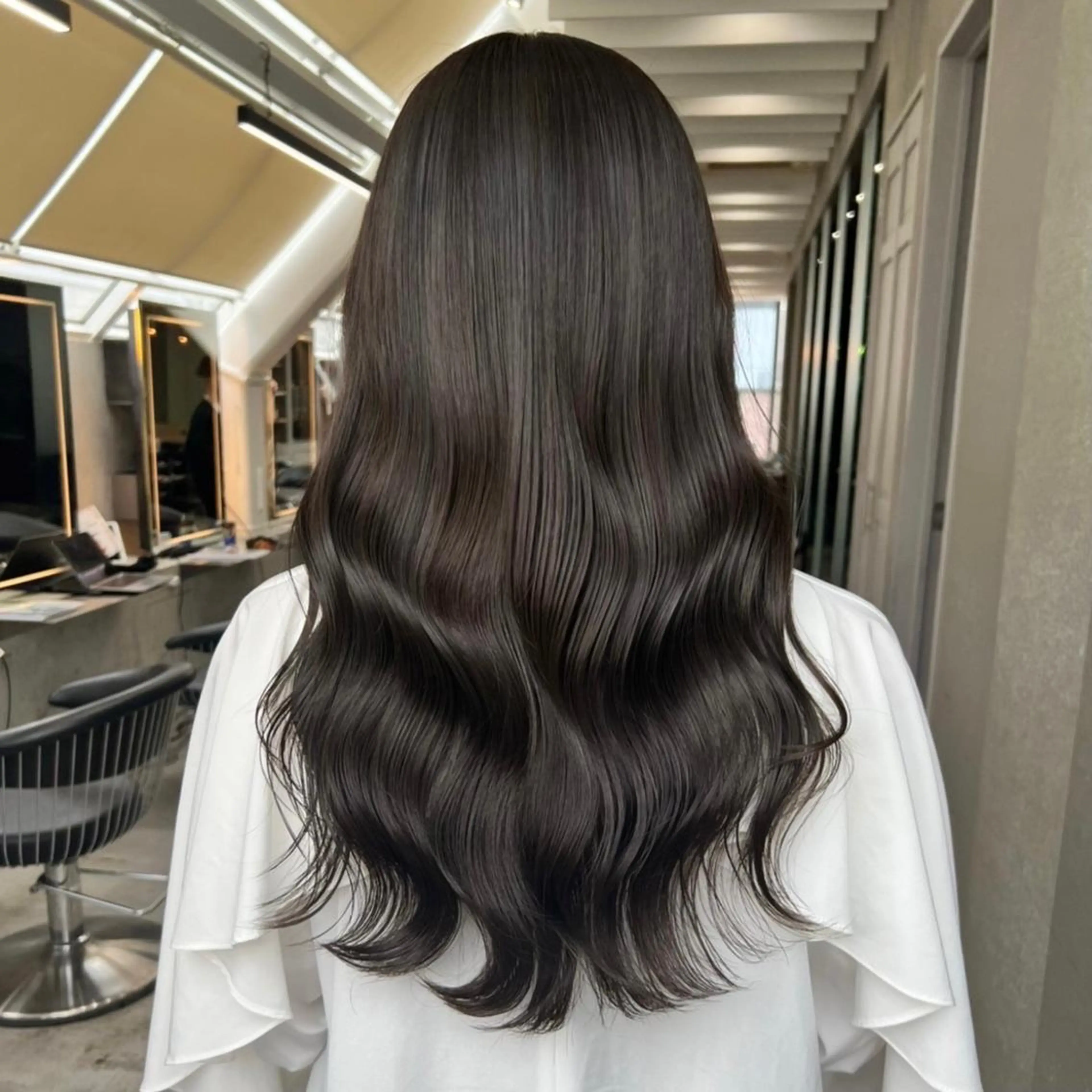 ロング カラー カット ヘアセット レイヤー🤍 ベージュ🤍　聖奈のヘアスタイル