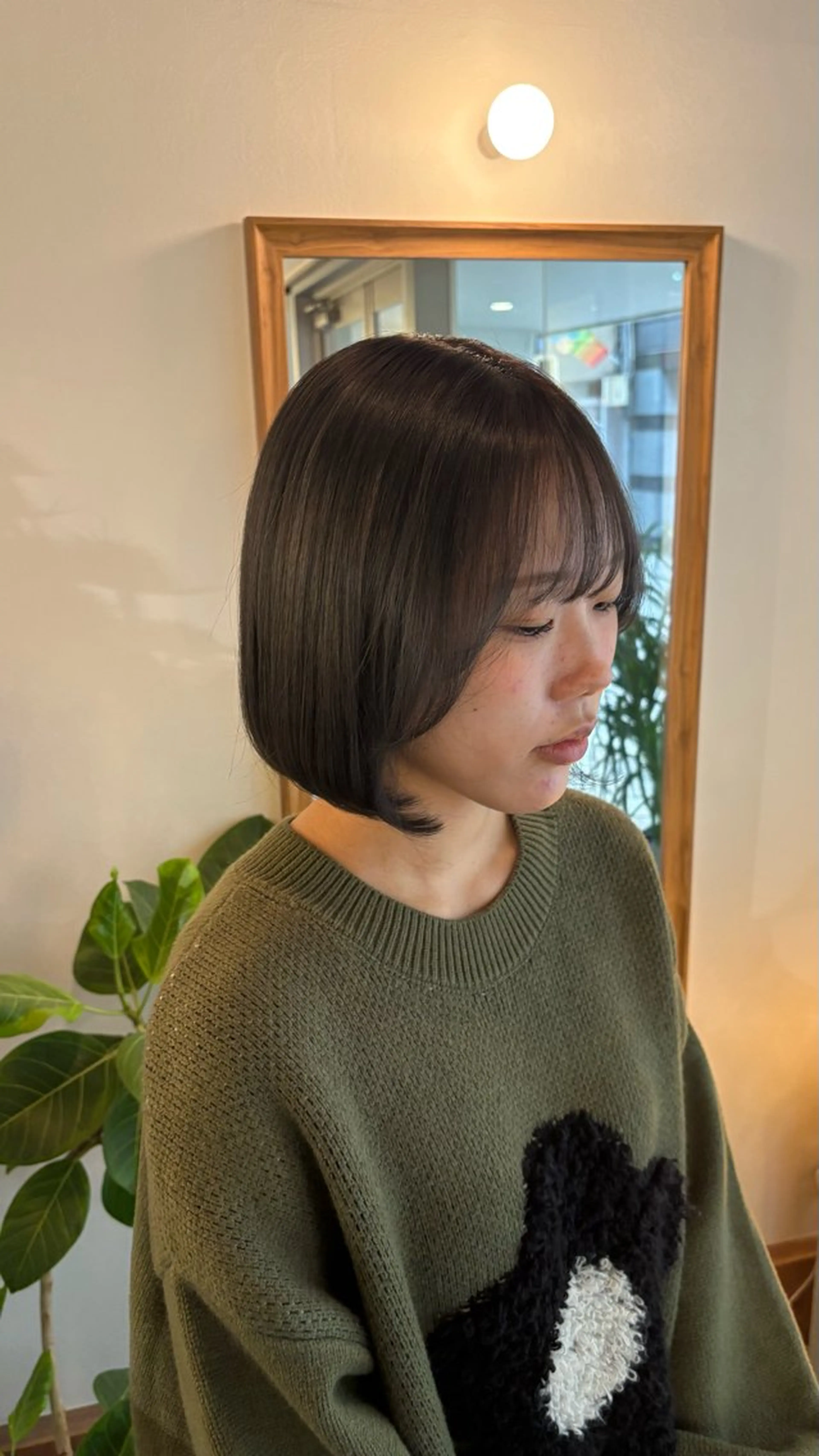 ショート カラー 透明感カラー オリーブグレー ヘアカラー トリートメント 田中 美海のヘアスタイル