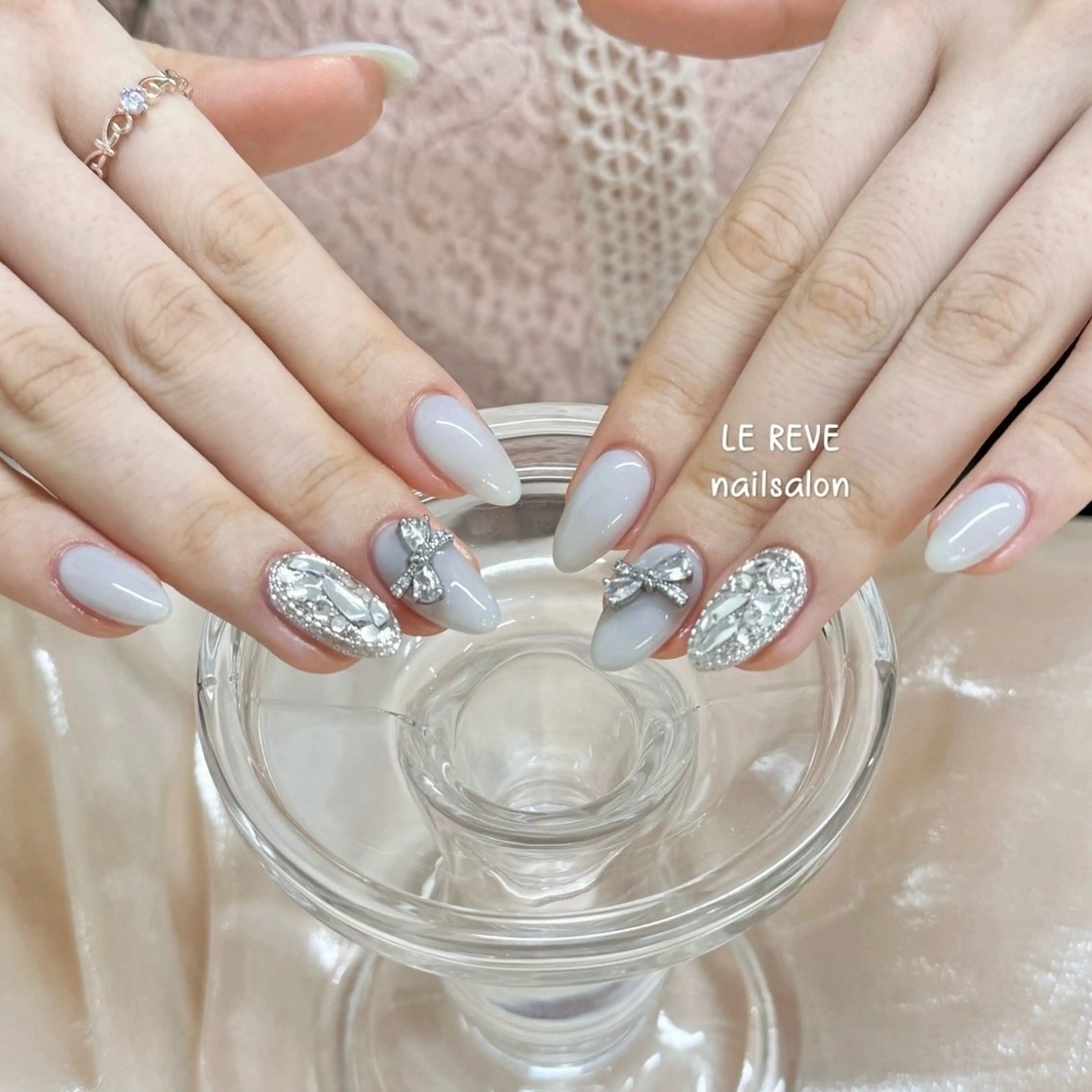ネイル 韓国ネイル ニュアンスネイル シンプルネイル 夏ネイル ワンホンネイル ハンドネイル LE REVE nailsalonのネイルデザイン