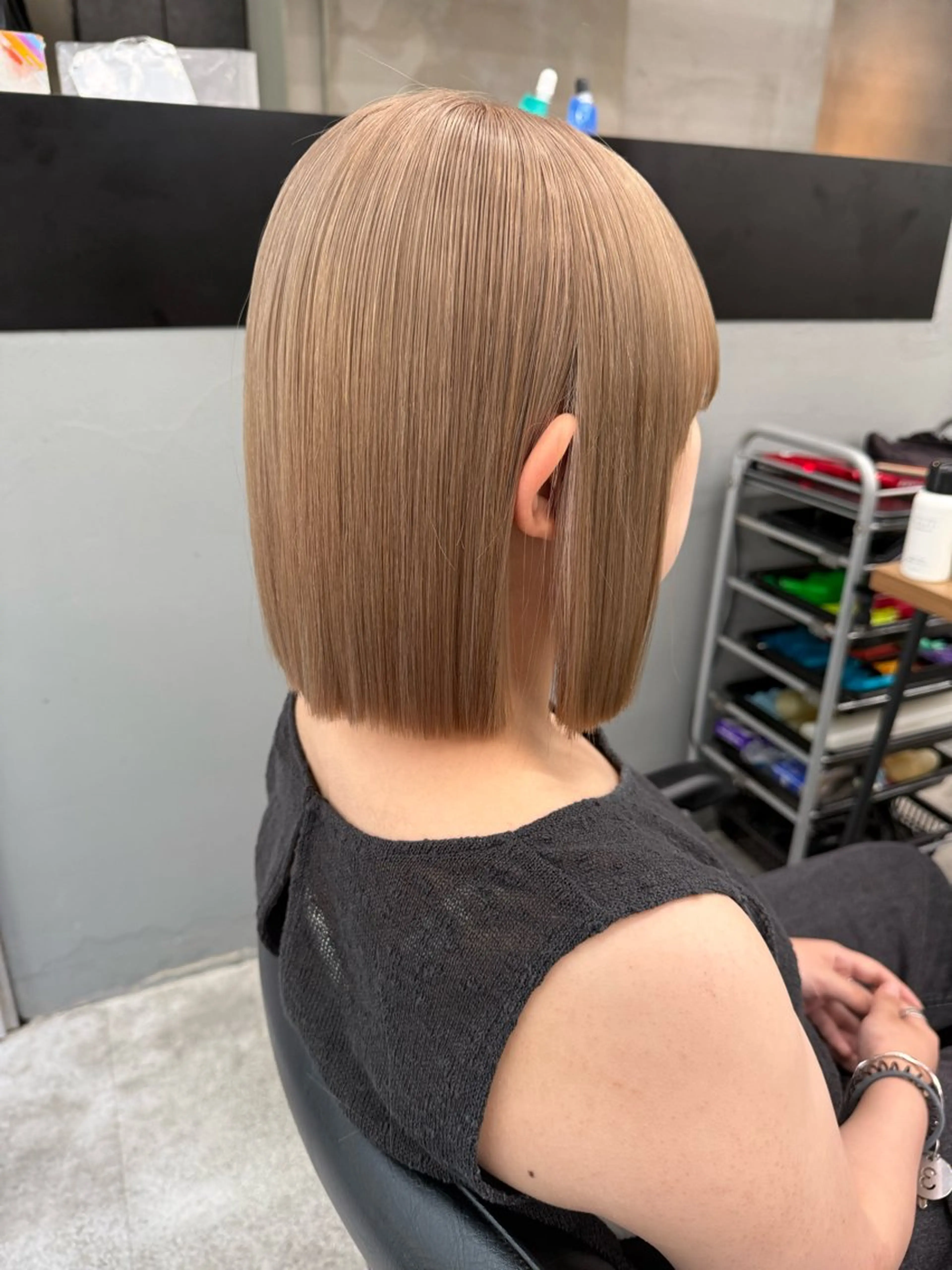 ショート カット ヘアカラー 切りっぱなしボブ/ 小顔ボブNANAのヘアスタイル