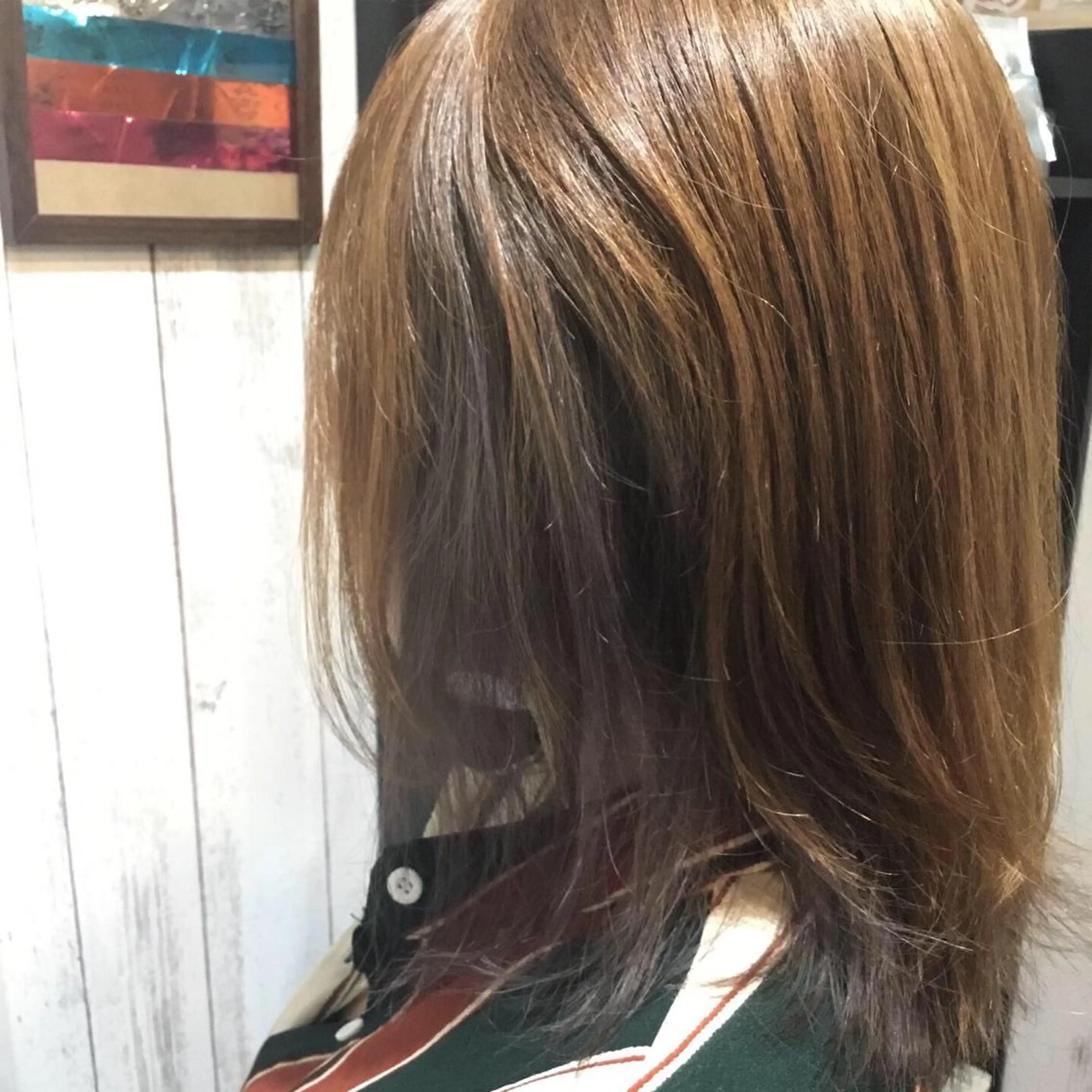 ミディアム カラー embrace エンブレイスのヘアスタイル