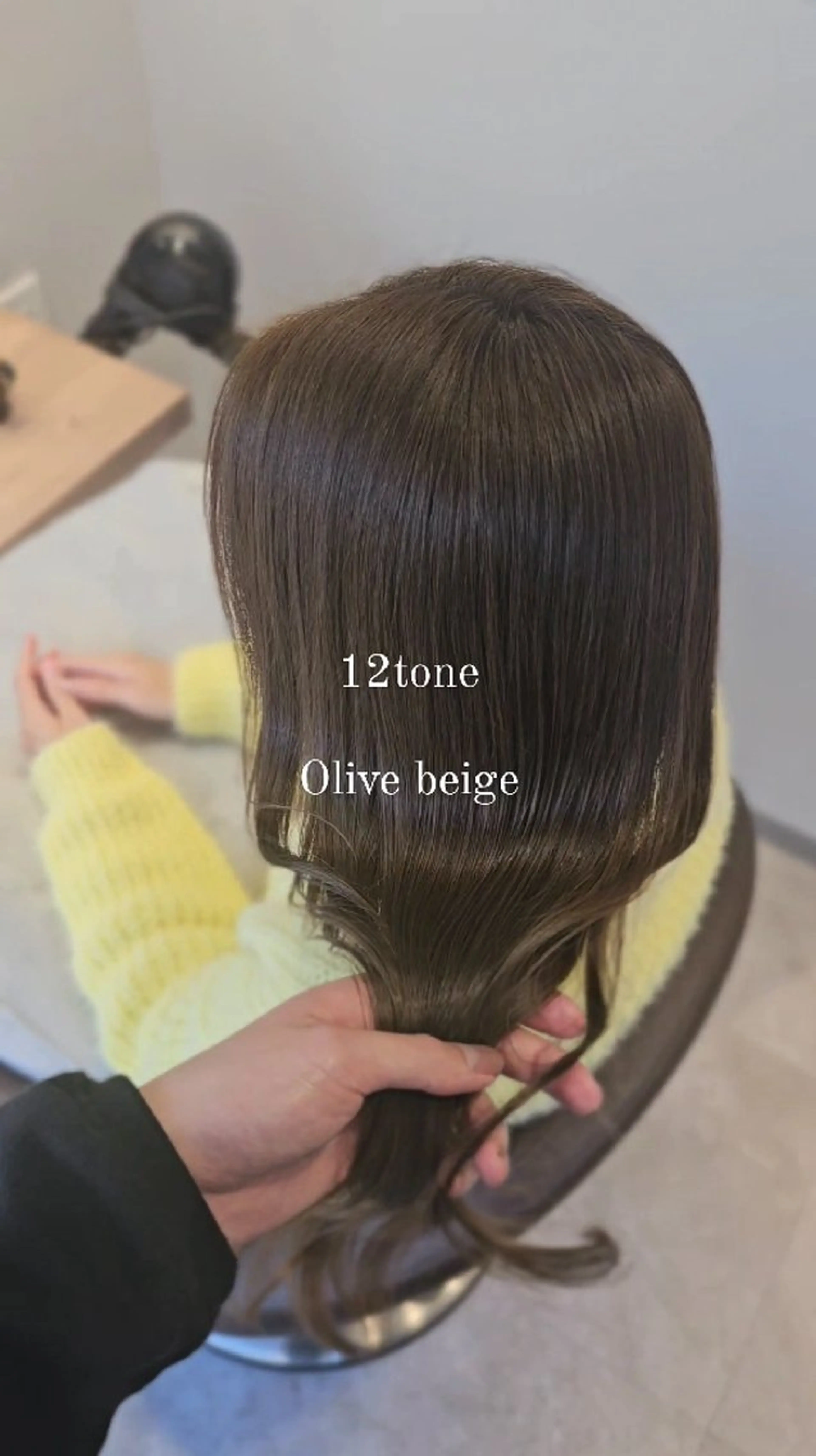 ミディアム カラー ベージュカラー オリーブベージュ カット ヘアカラー トリートメント サロウィン　神戸三宮店所属・三宮No.1ブリーチ 無しカラー/杉山太貴のヘアスタイル