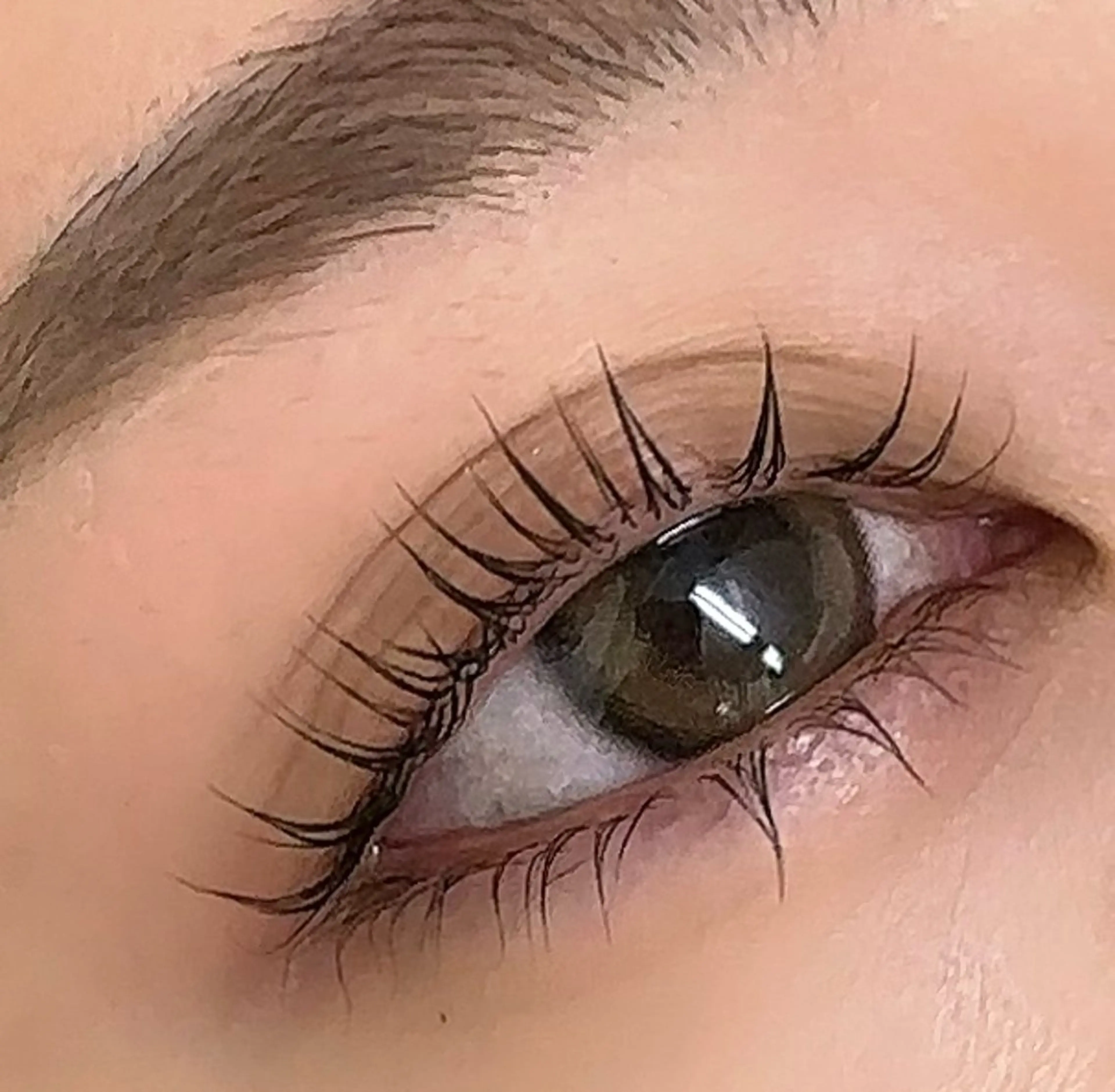 パーマ eyelist mikiのマツエク・マツパデザイン