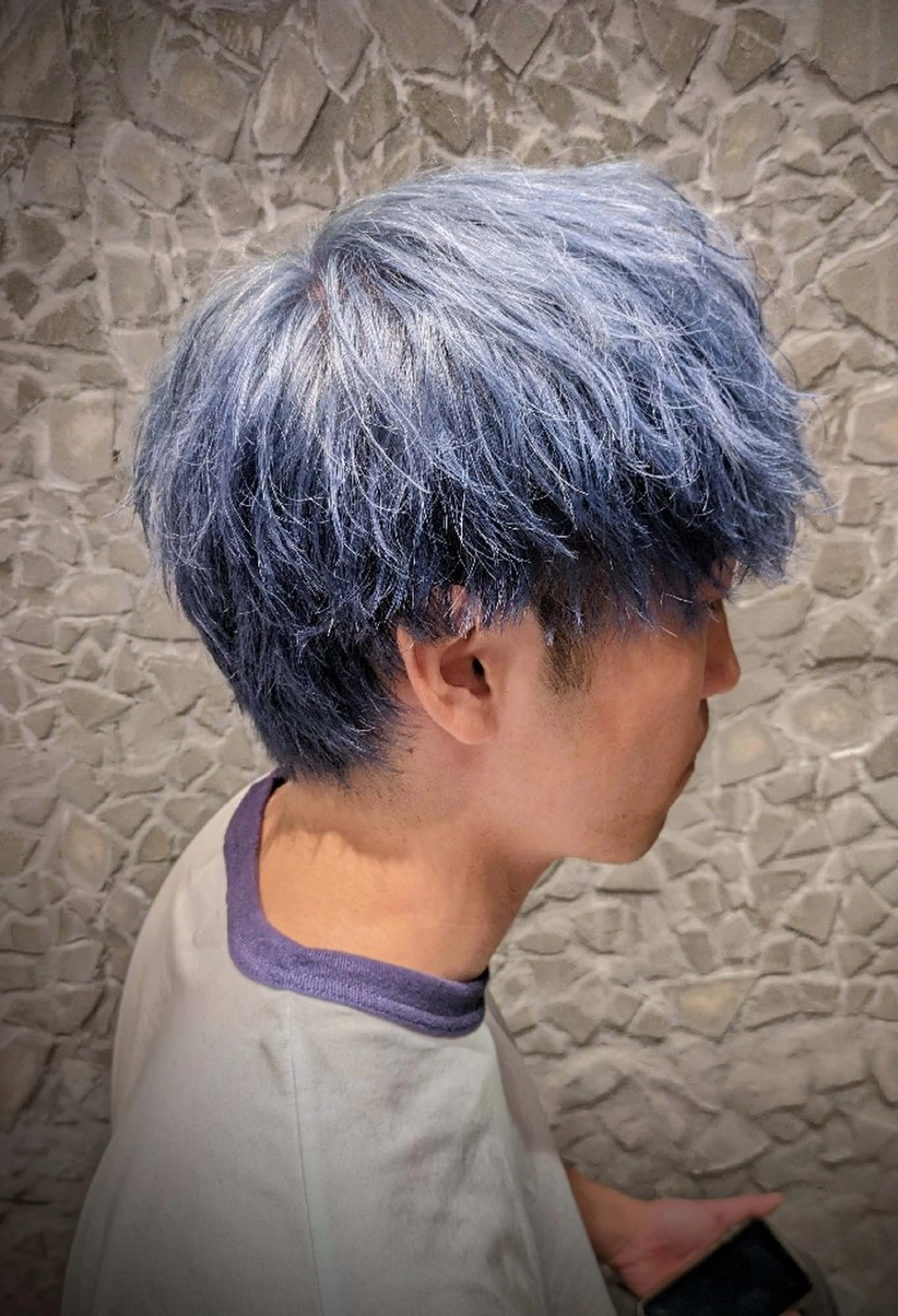 メンズ カラー メンズブリーチ ブリーチ ブルーカラー 透明感カラー ネイビーカラー men's salon Gaudi三宮店所属・こだっく /メンズカットのヘアスタイル