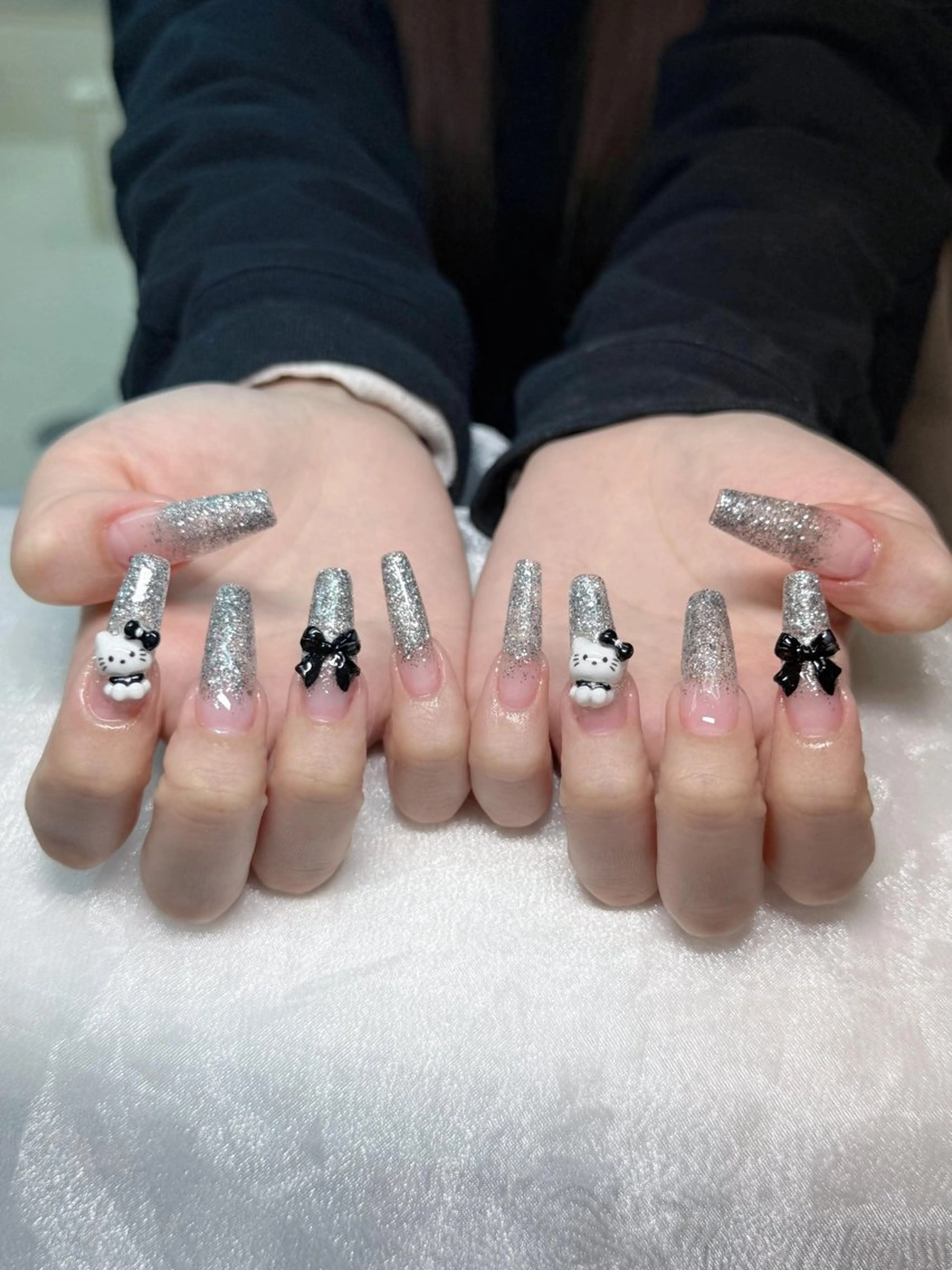 ネイル ハンドネイル HIN NAILのネイルデザイン