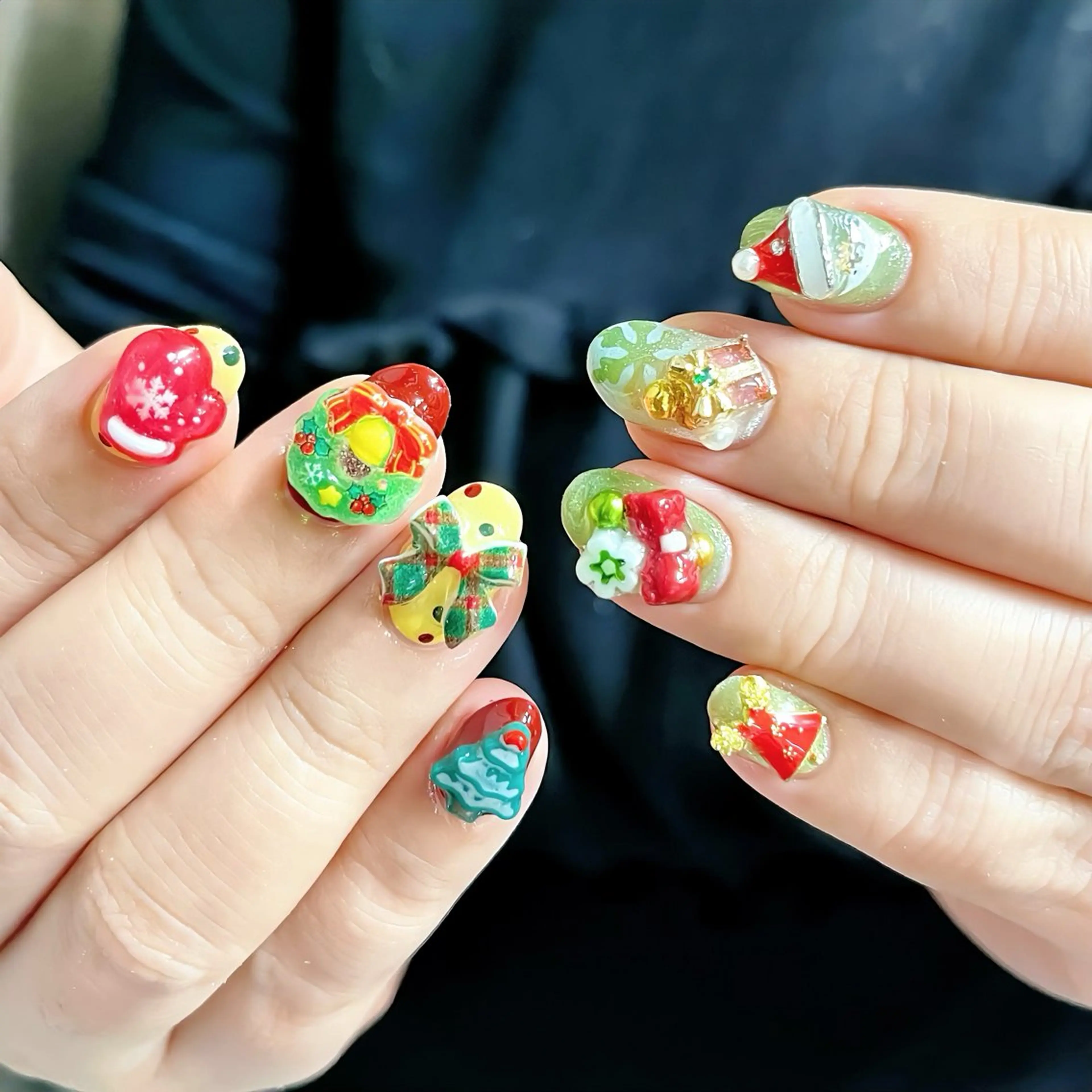 ネイル チークネイル ハート ニュアンスネイル ワンホンネイル 冬ネイル ハンドネイル 🫧OPELIA NAIL渋谷🫧のネイルデザイン